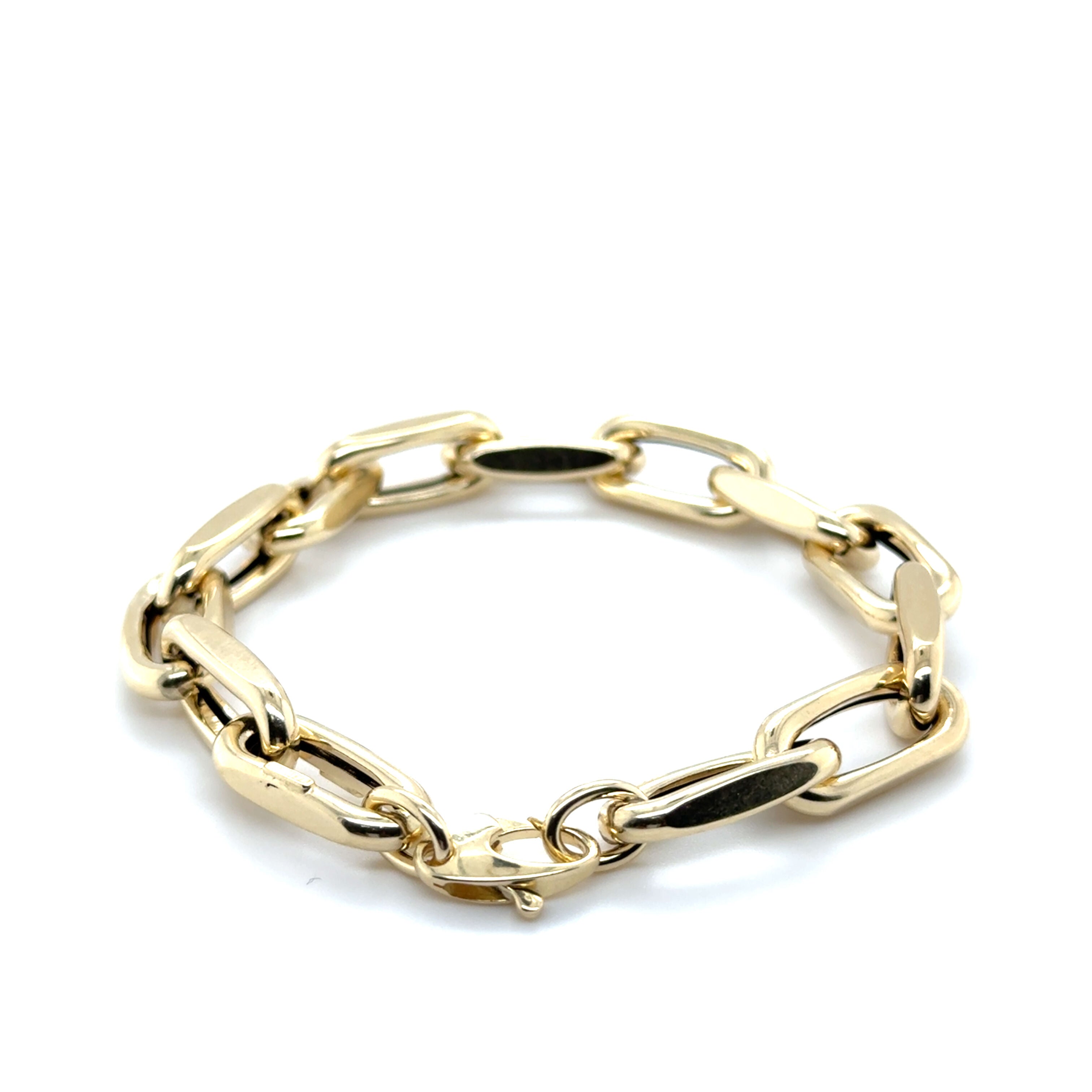 Bold 14K yellow gold chunky faceted cable link bracelet featuring 9mm thick links and a secure lobster clasp. This durable and polished chain bracelet offers timeless style, perfect for birthdays, anniversaries, weddings, or milestone celebrations.