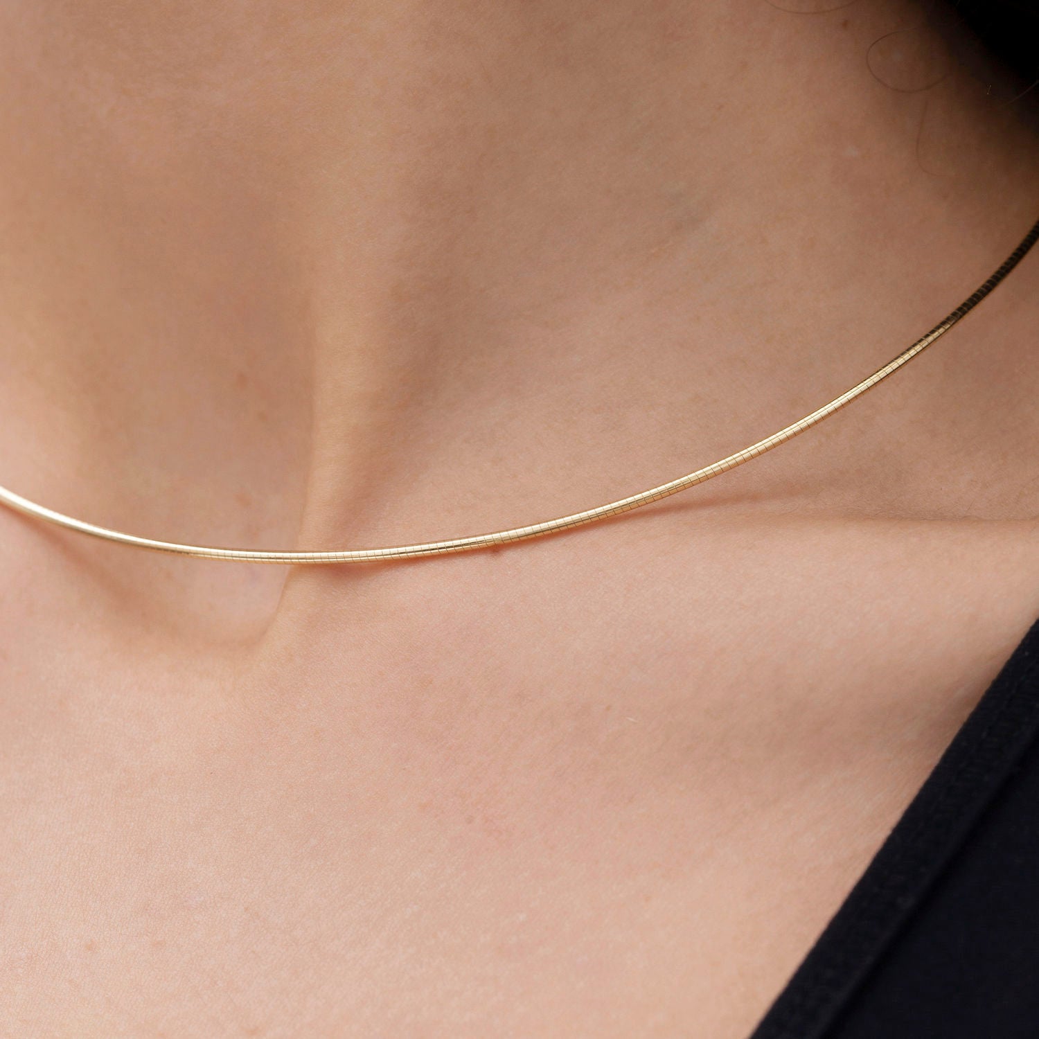 14K Gold Round Omega Necklace