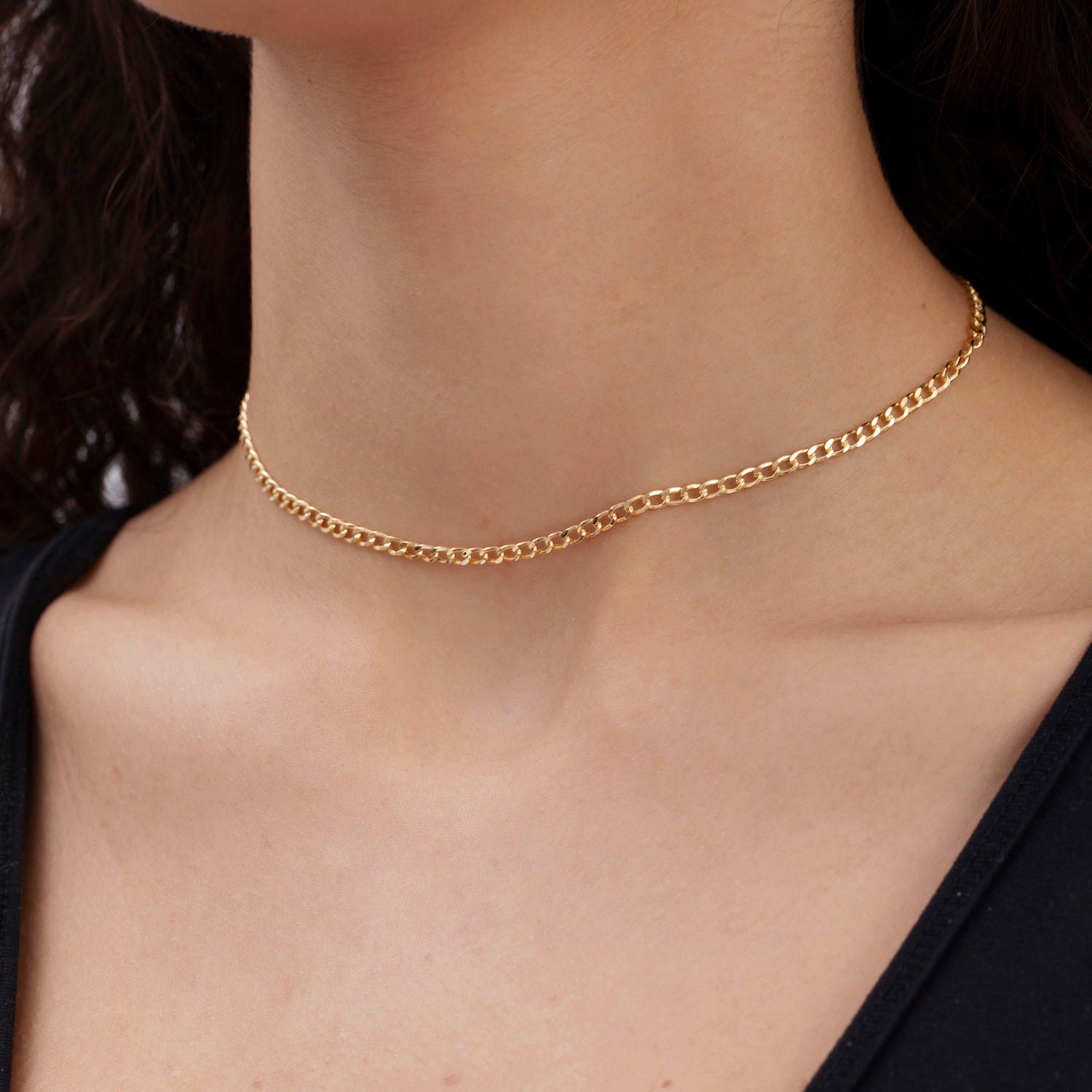 14K Gold Adjustable Curb Link Choker Necklace 14–16”