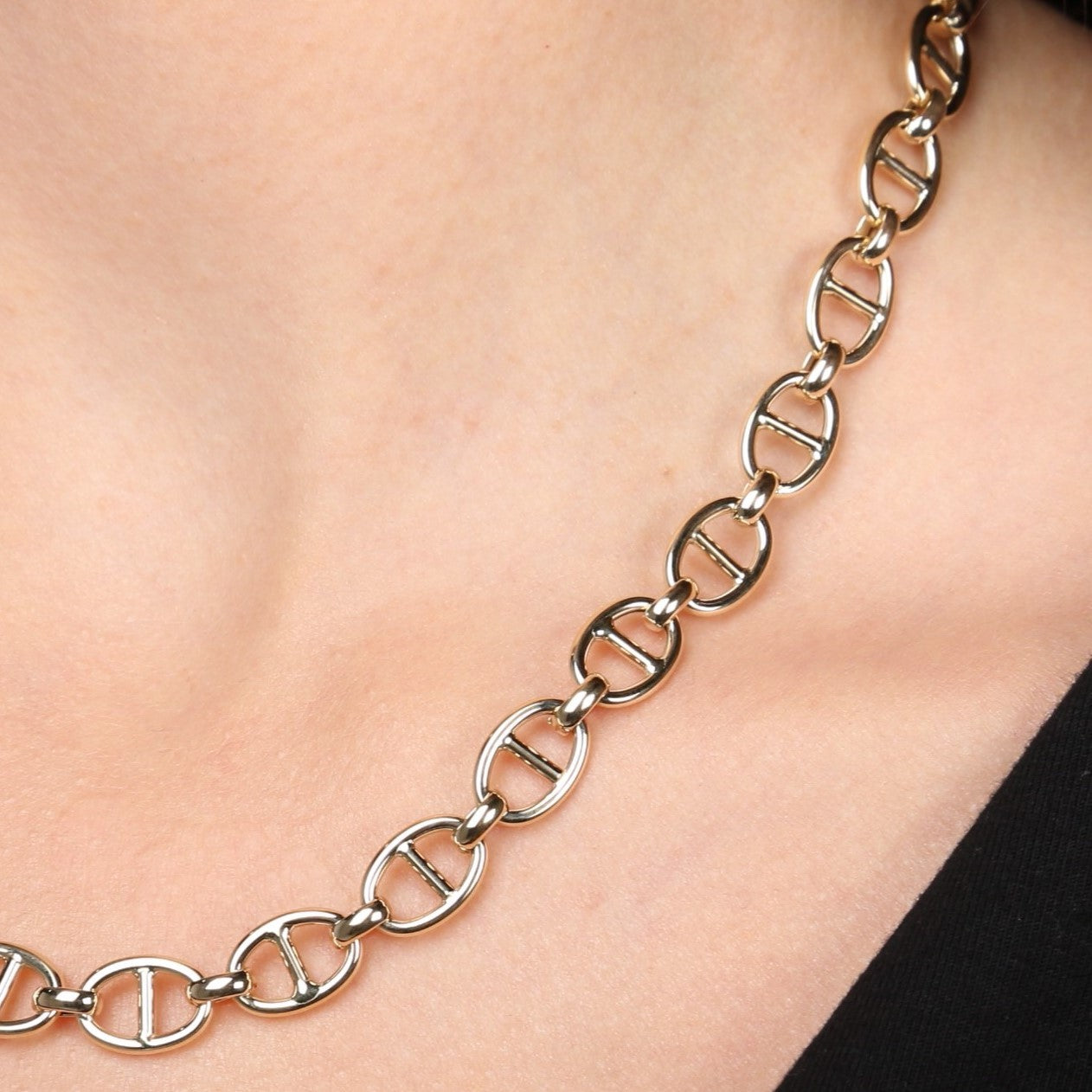 14K Gold Bold Puffed Mariner Necklace