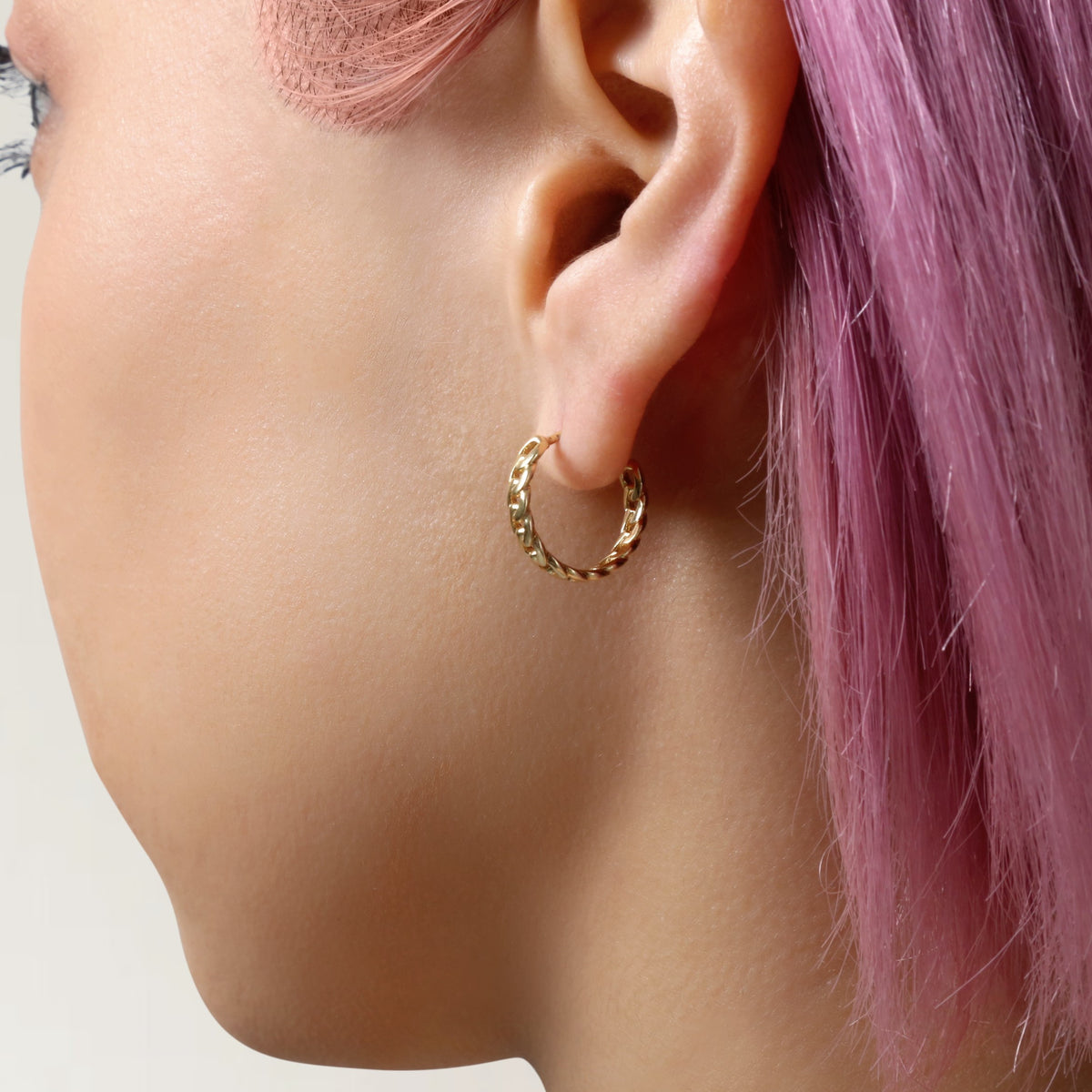 14K Yellow Gold Curb Design C-Hoop Earrings