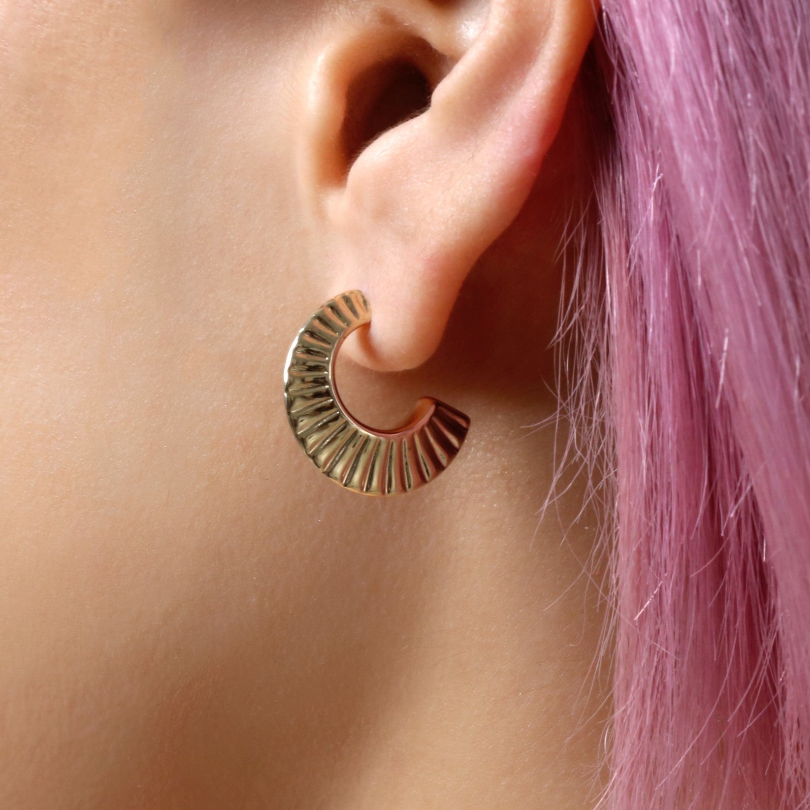 14K Gold Scalloped Half Hoops