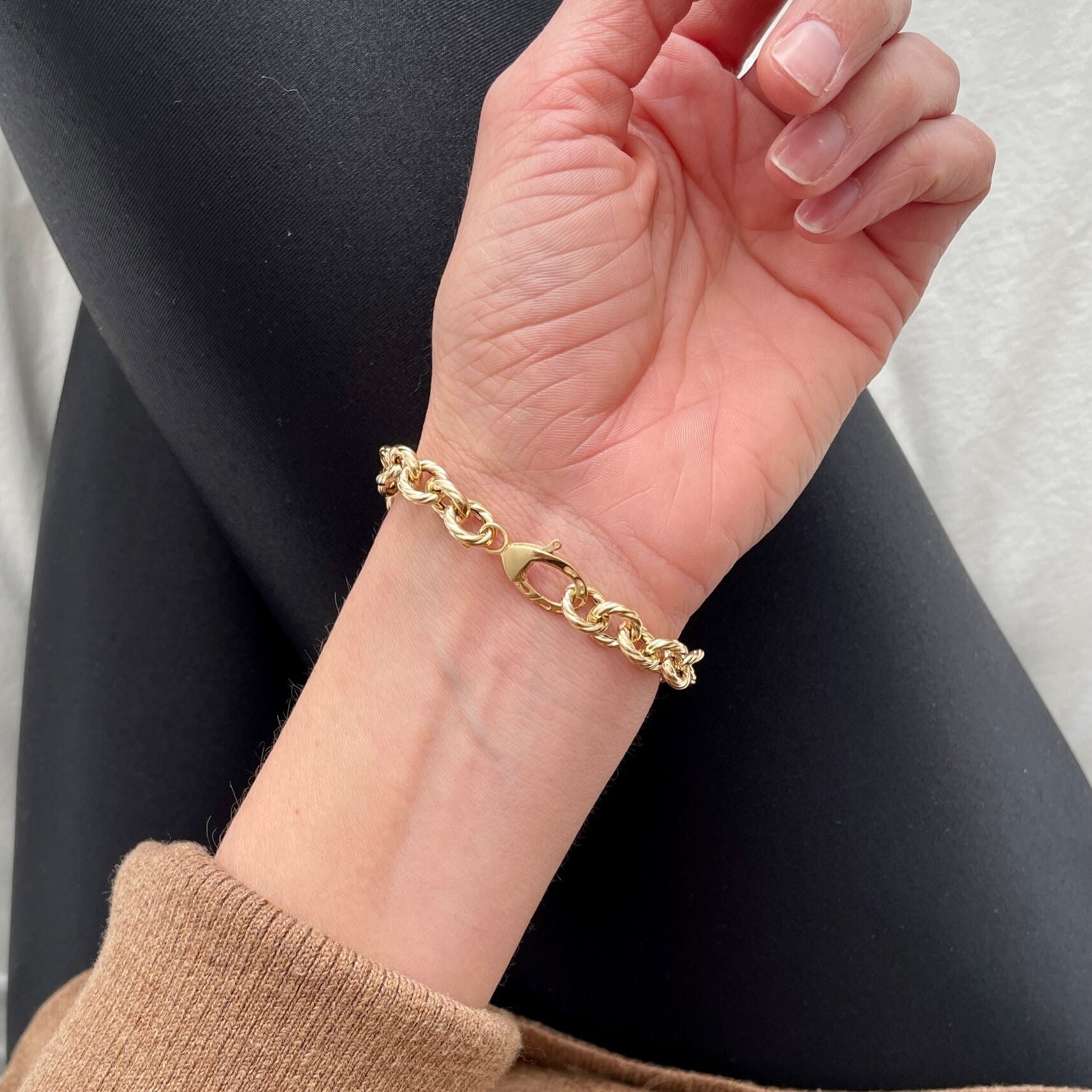 14K Gold Twist Round Link Bracelet