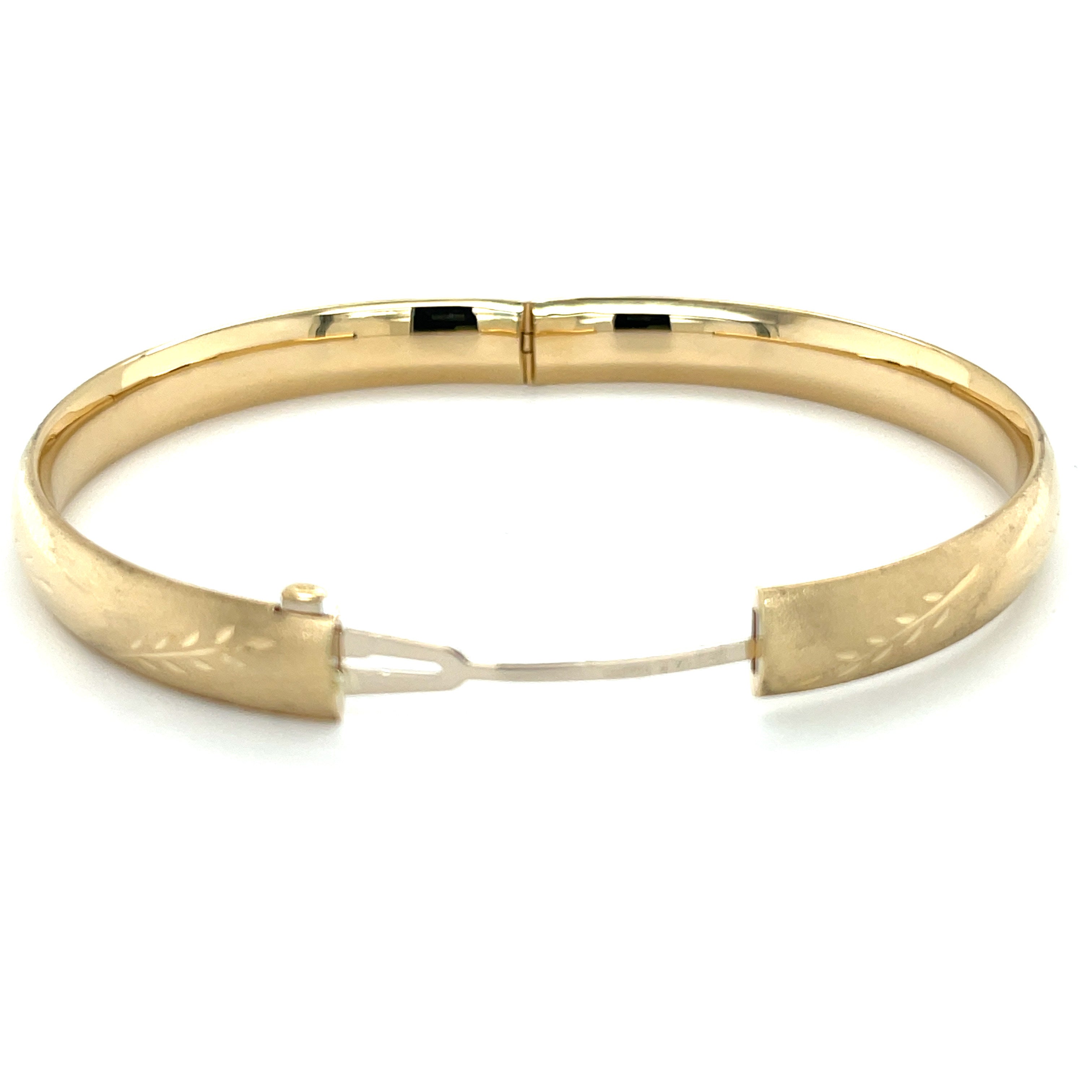 14K YELLOW GOLD BANGLE