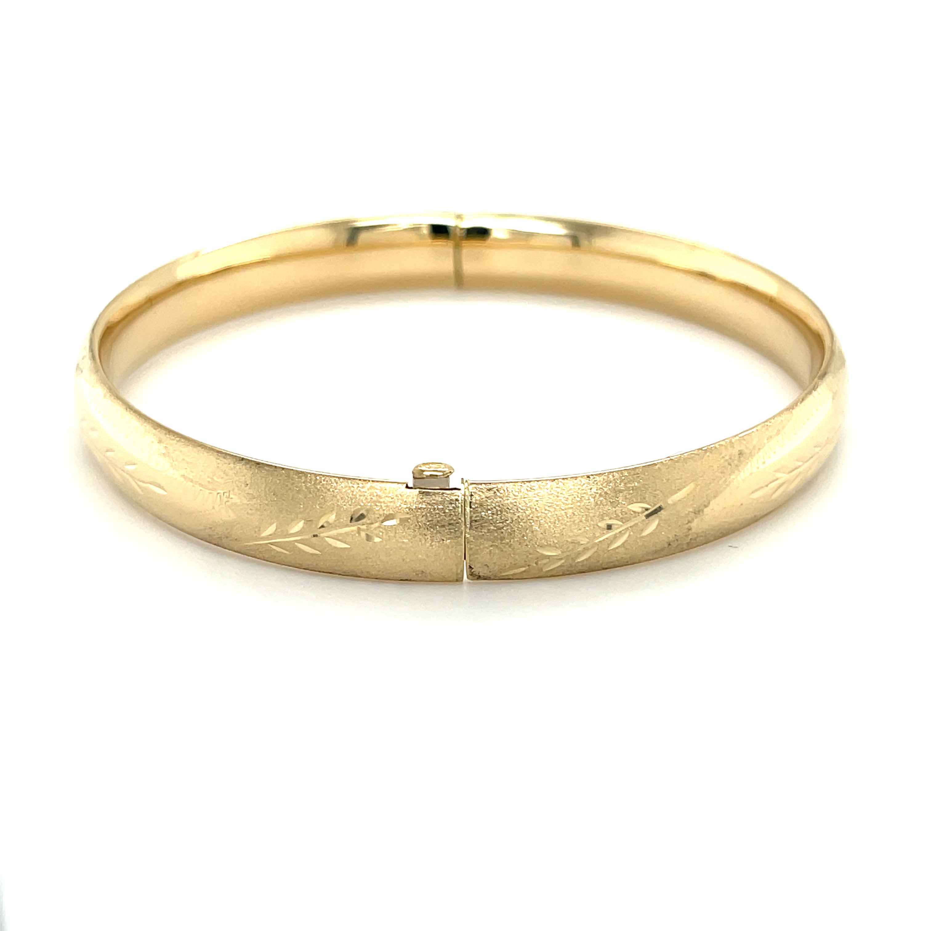 14K YELLOW GOLD BANGLE