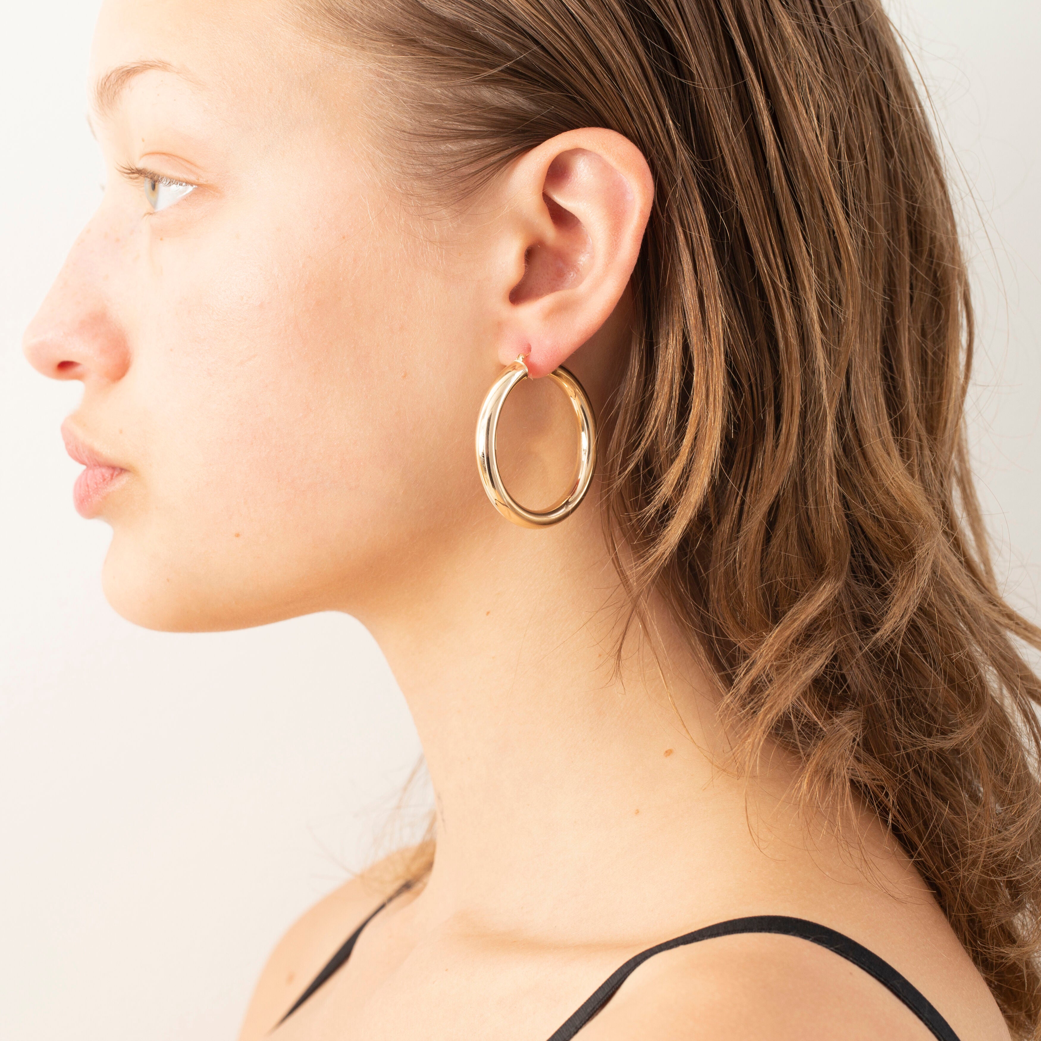 14K Yellow Gold Classic Polished Hoop Earrings — 5mm Thick, Sizes 30mm / 40mm