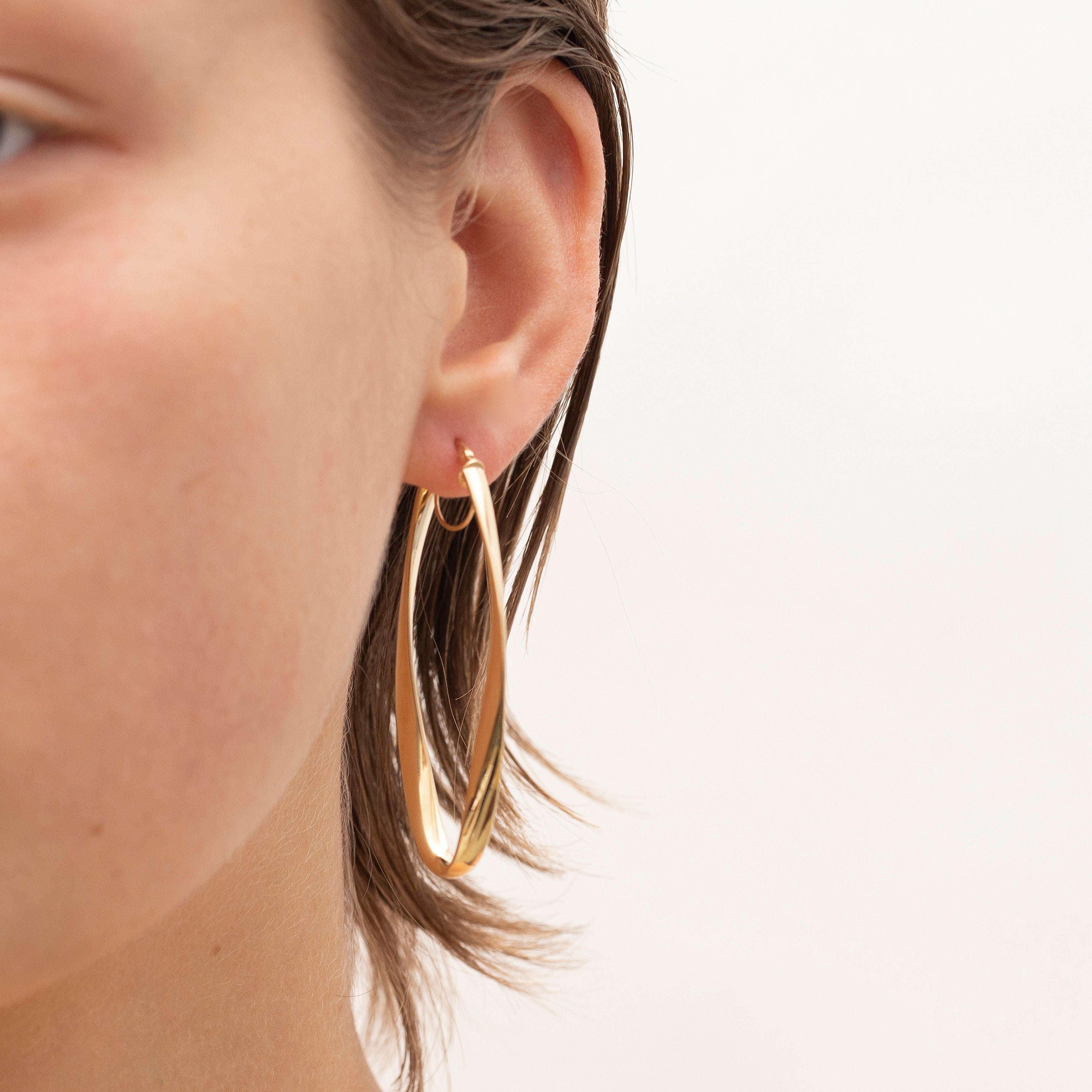 14K Gold Large Twist Oval Hoop Earring Set