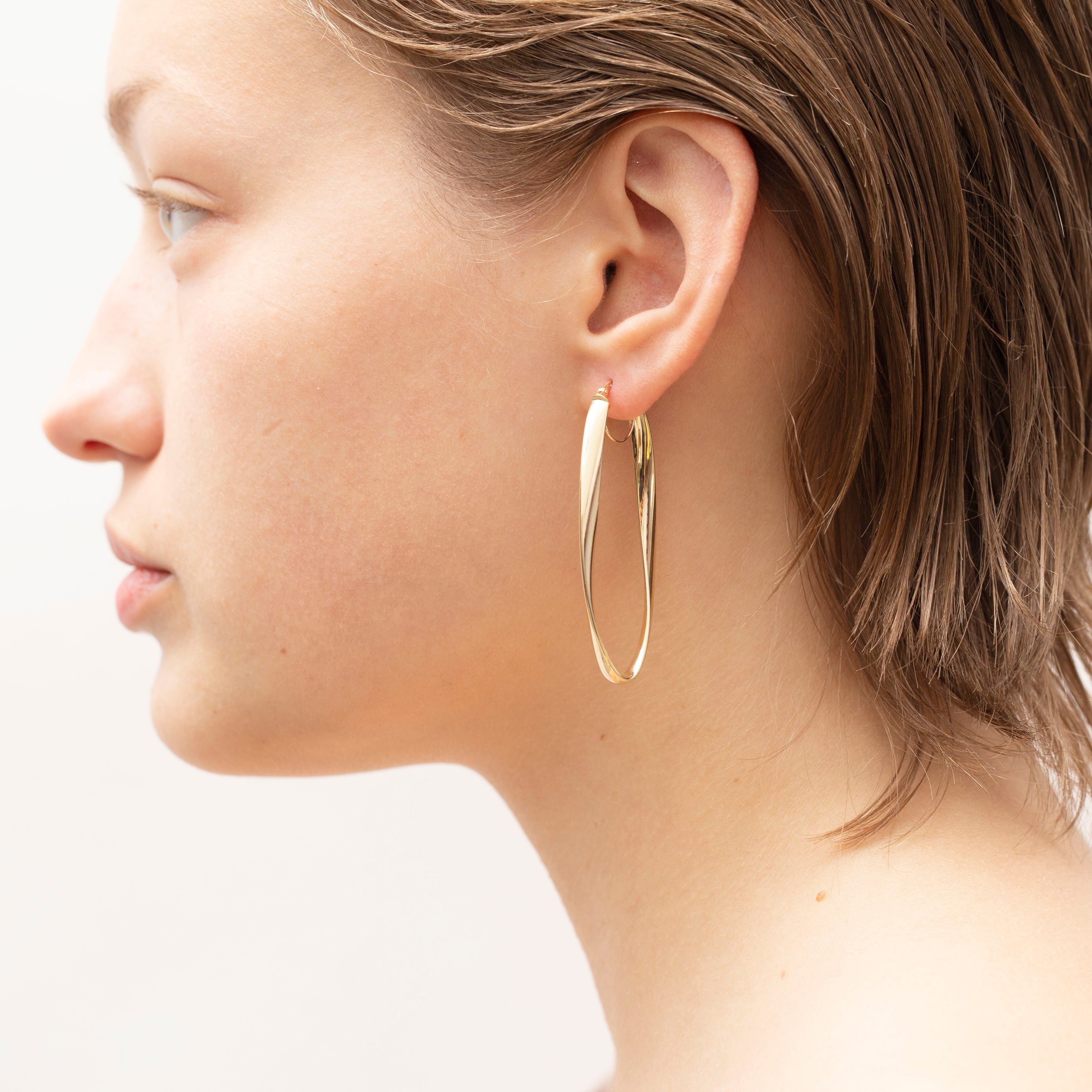 14K Gold Large Twist Oval Hoop Earring Set