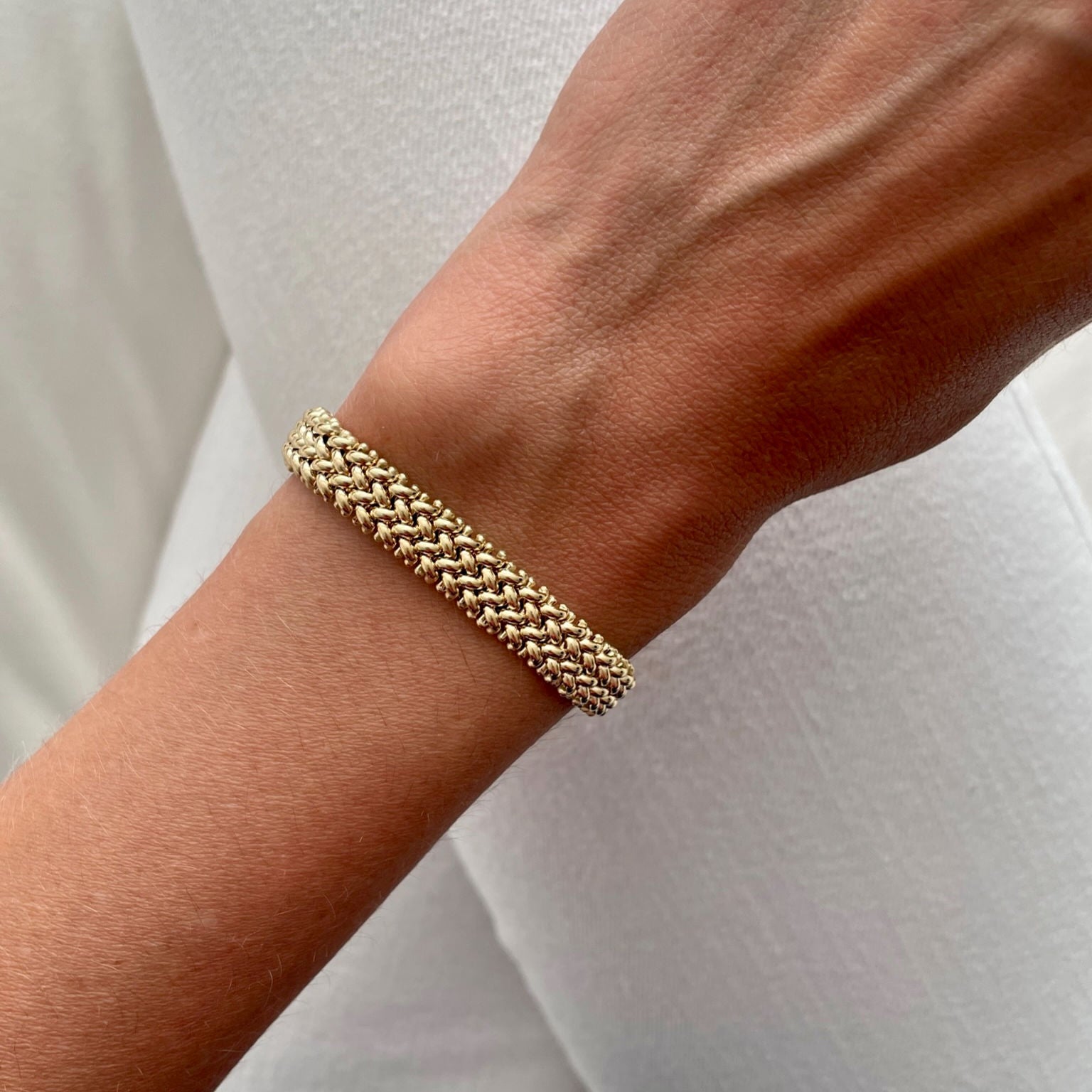 14K Yellow Gold Thick Mesh Bracelets