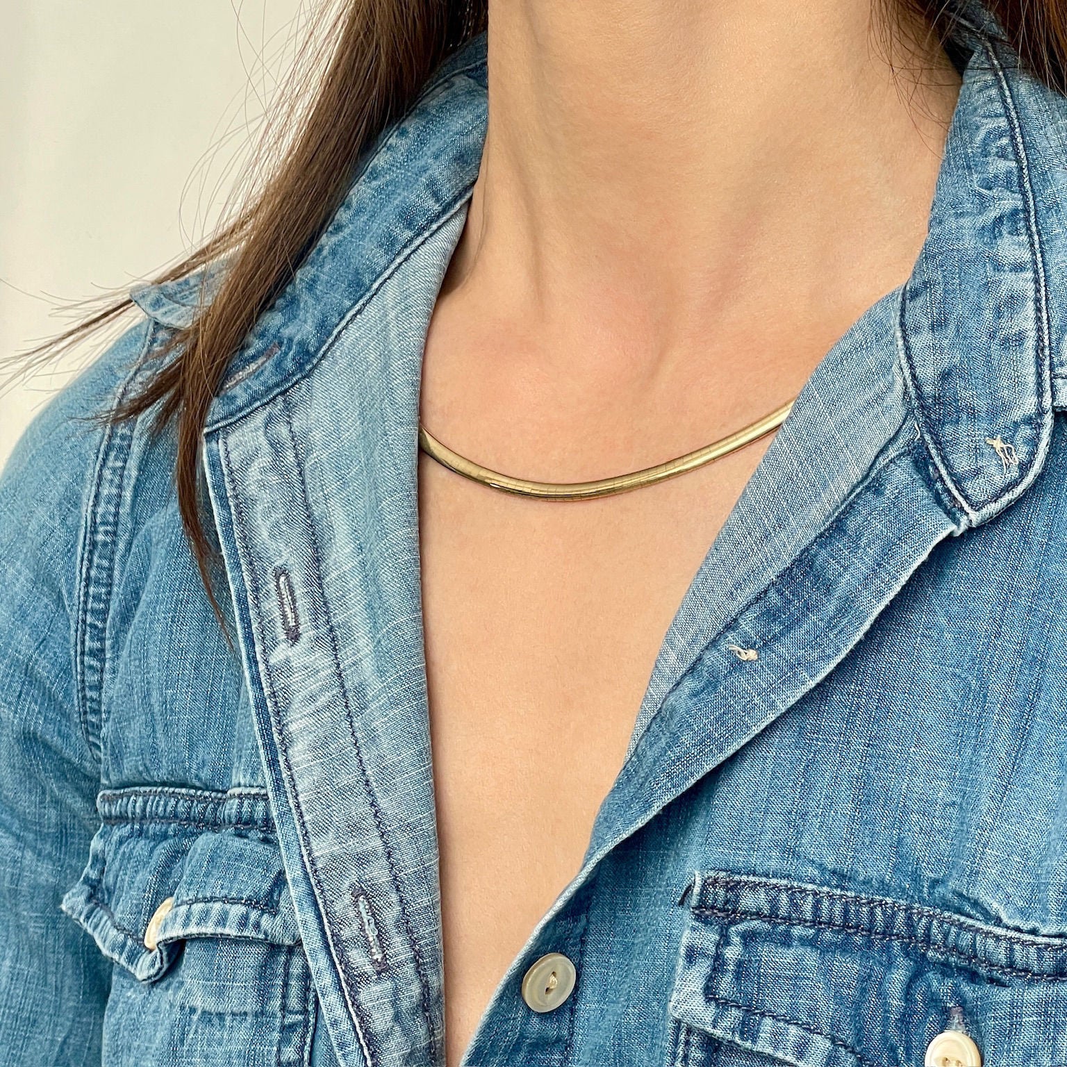 14K SOLID YELLOW GOLD OMEGA NECKLACE