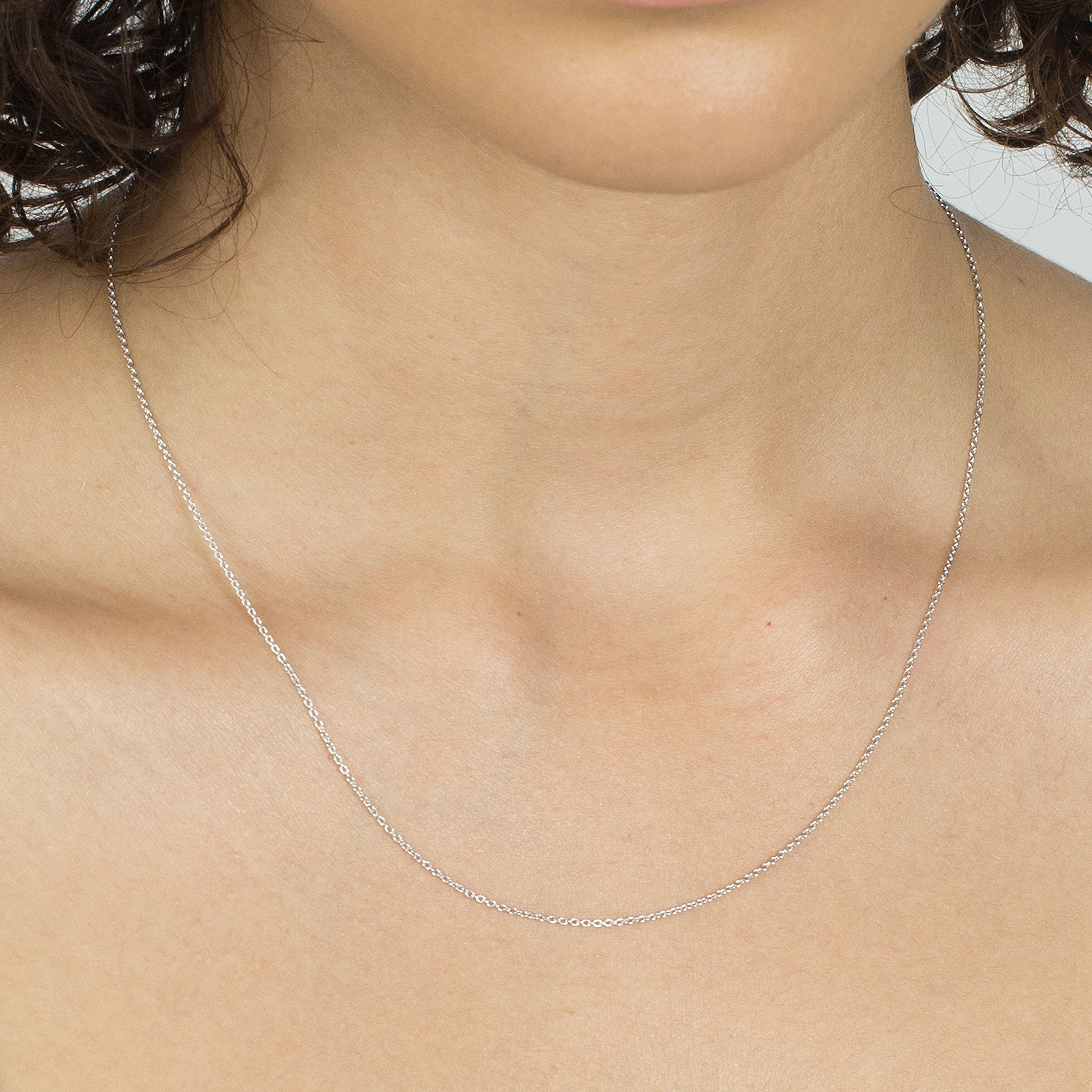 14K White Gold Thin Oval Cable Necklace
