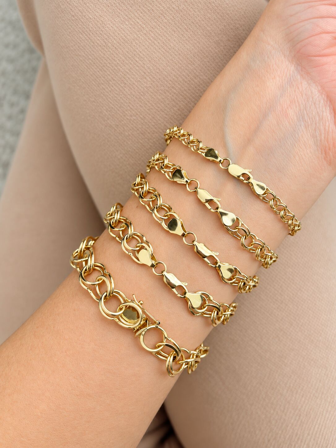 14K Yellow Gold Solid Link Charm Bracelet, 3mm–10mm