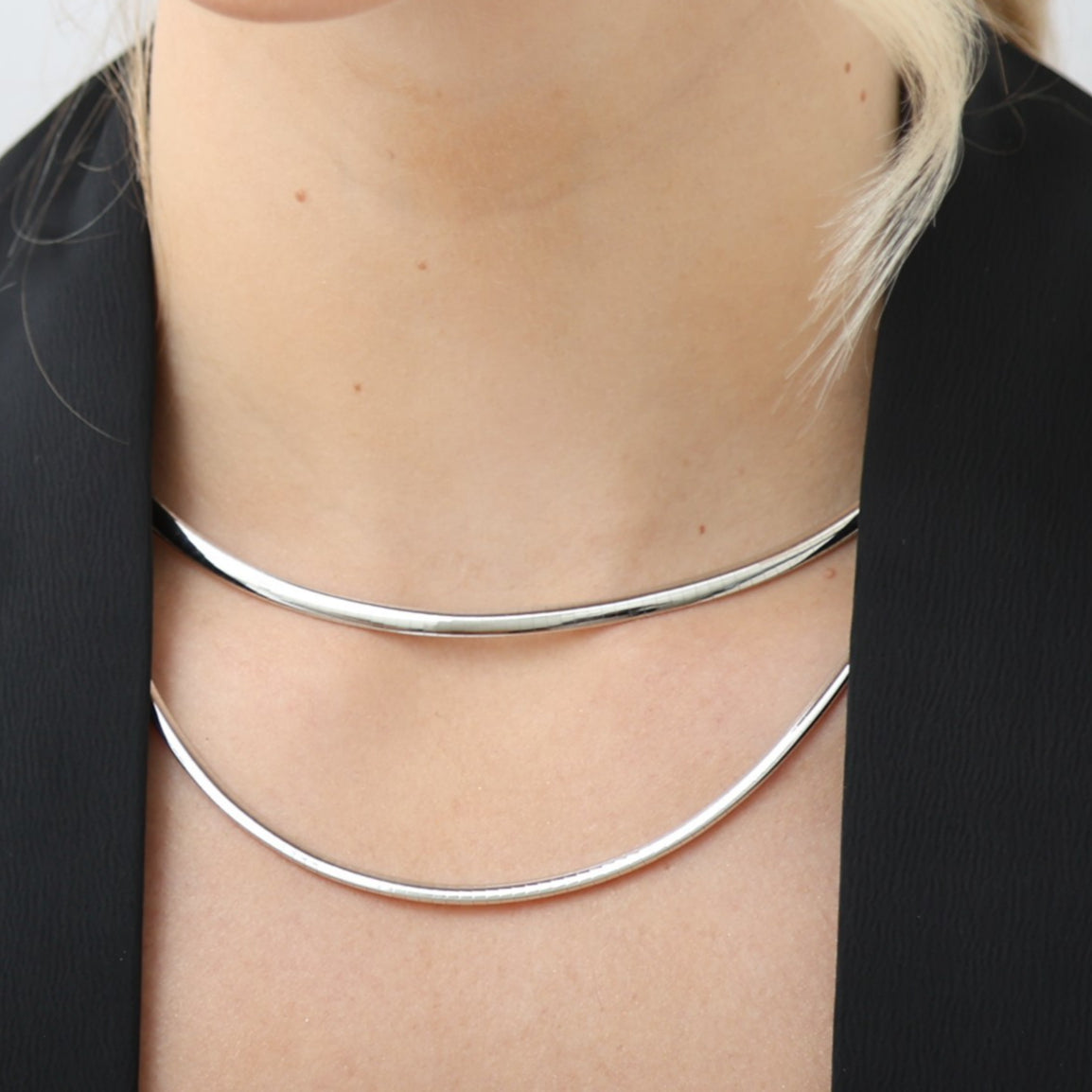 14K White Gold Italian Omega Necklace, 3mm & 4mm