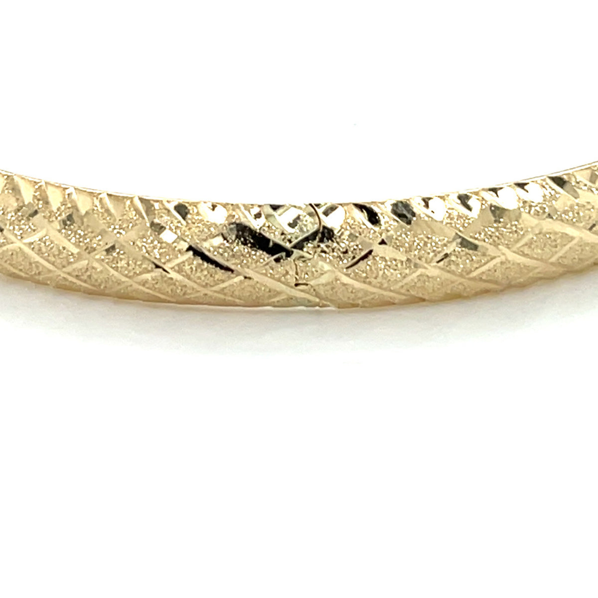 14K Yellow Gold 6mm Diamond-Cut X-Pattern Hinged Bangle Bracelet