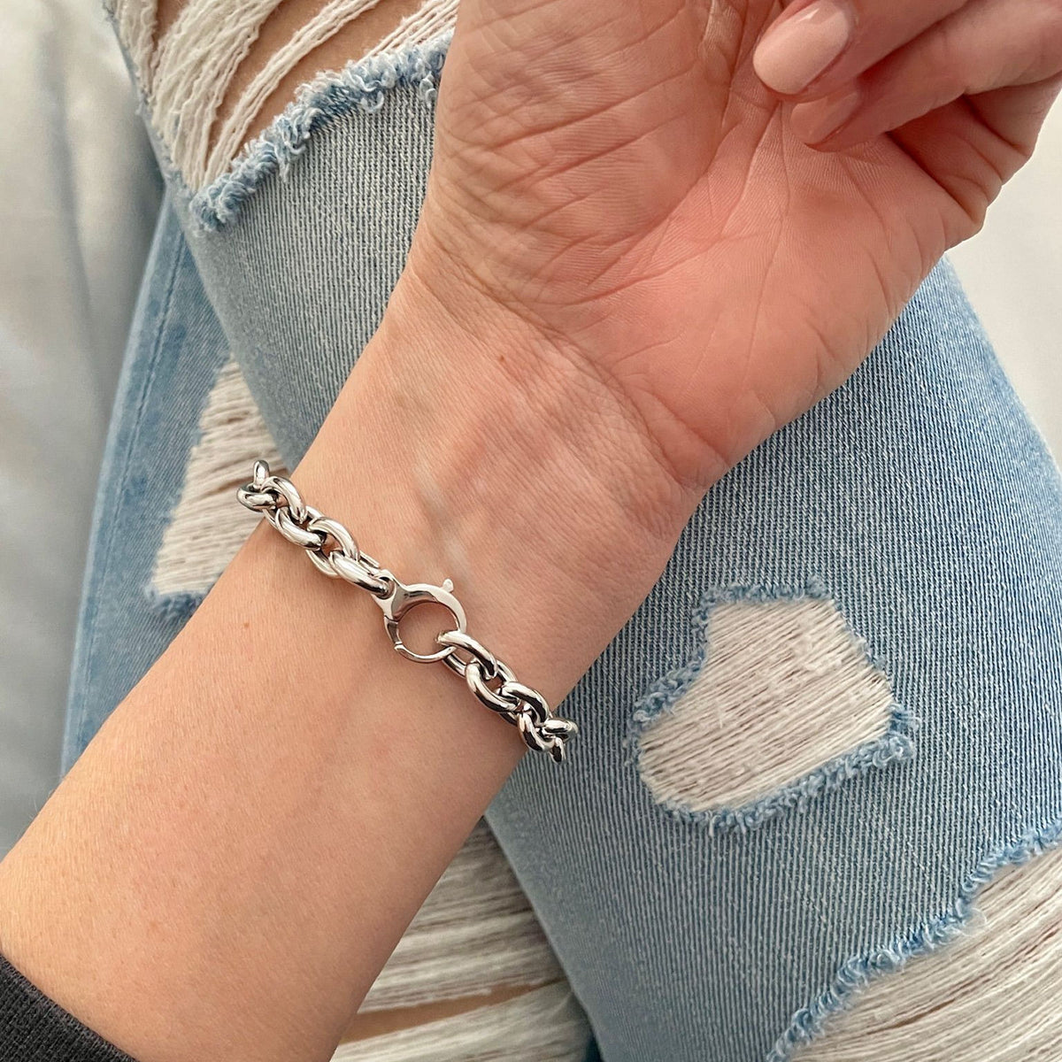 14K White Gold Chunky Rolo Bracelet. 8.5mm. 7.5", lobster clasp, belcher