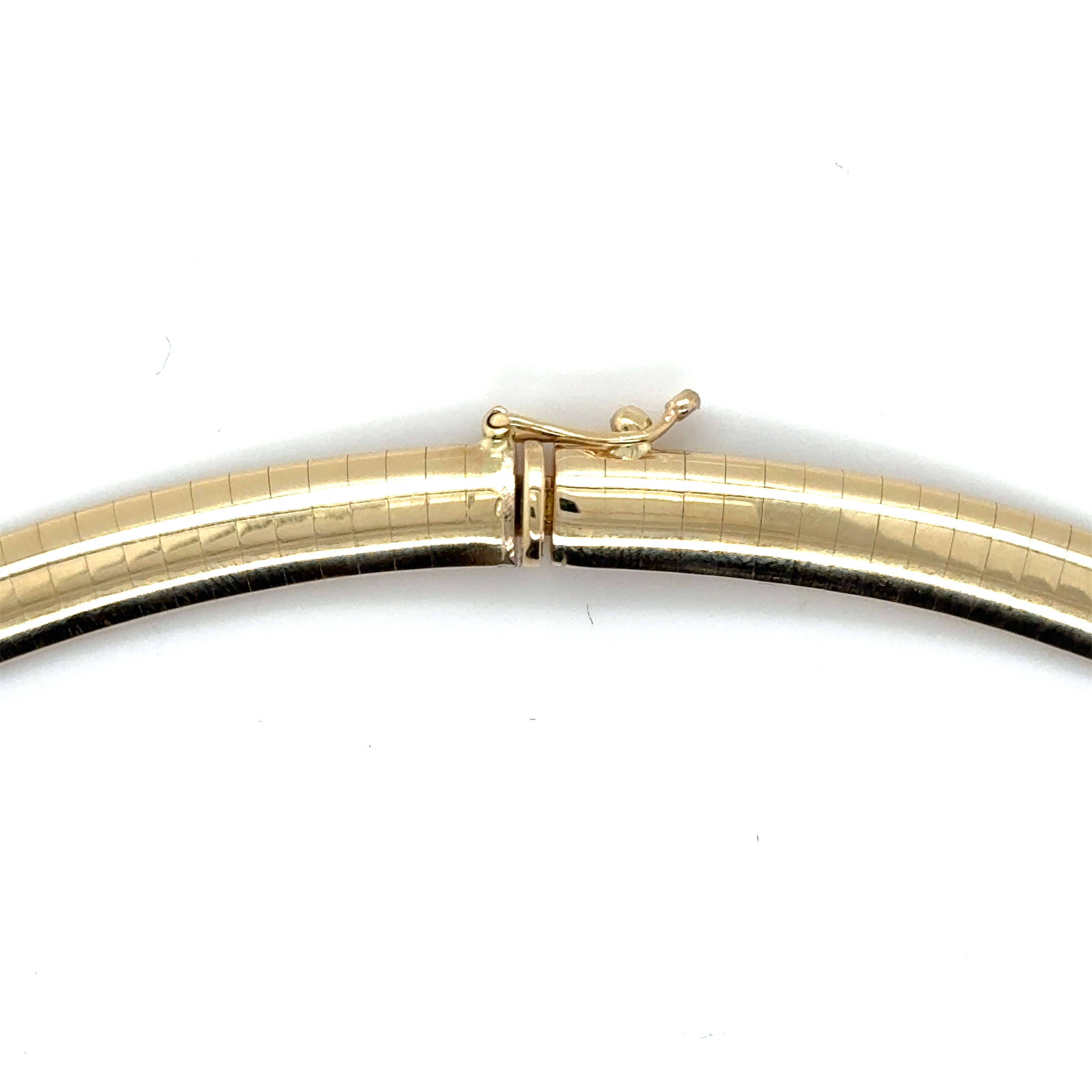 14K Yellow Gold Omega Bracelet – Sleek, Polished, Timeless