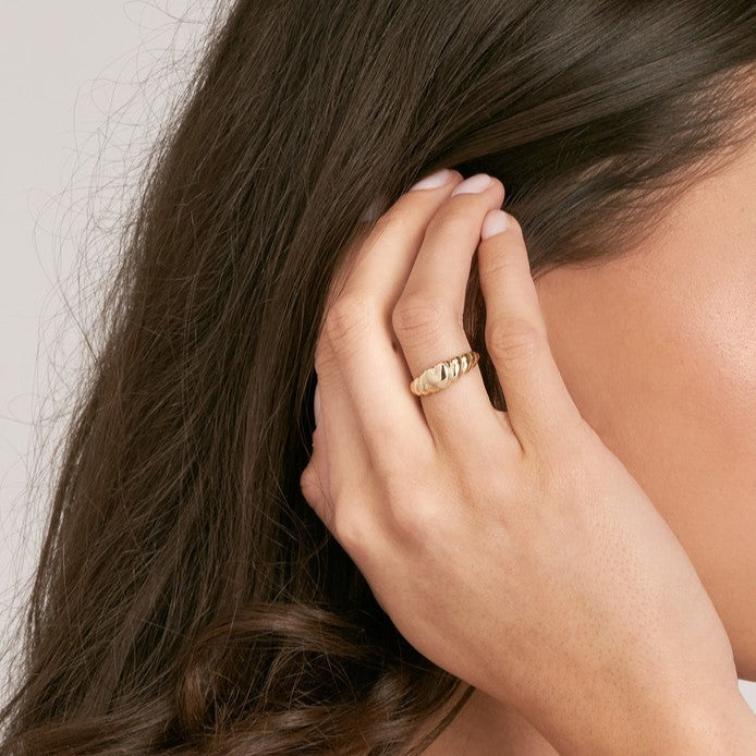 14K Yellow Gold Croissant Puffed Heart Ring