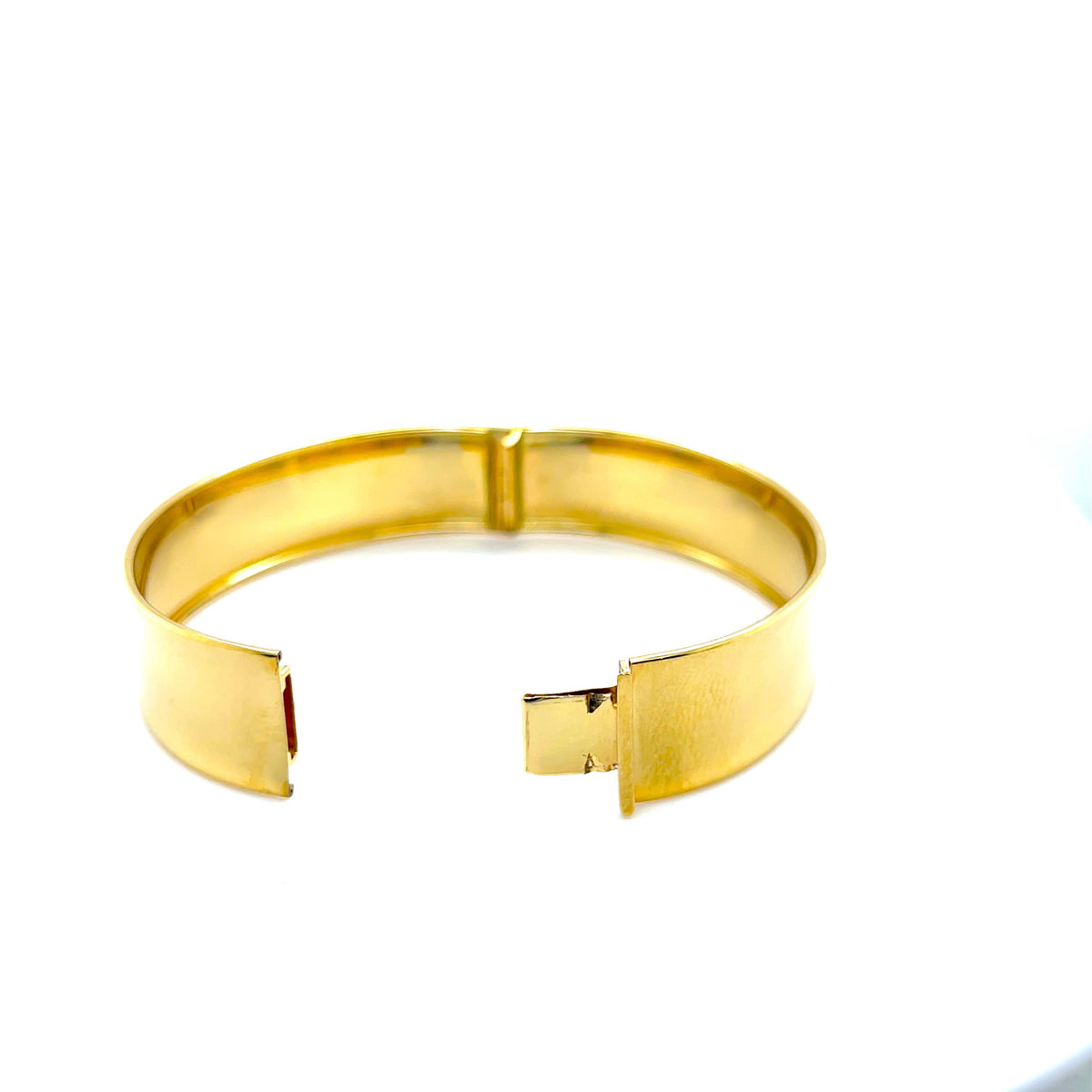 14K Gold Thick Polished Flat Bangle