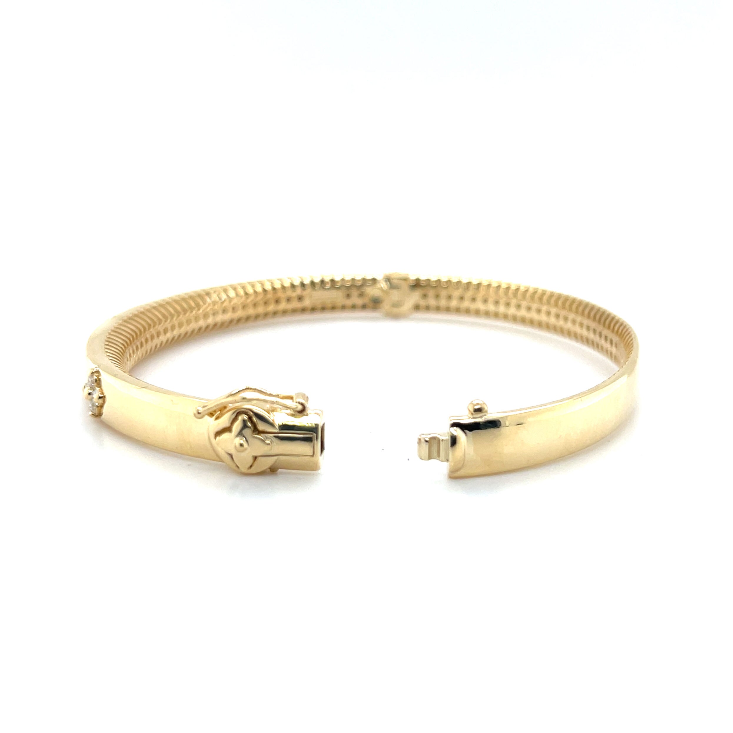 14K Gold And Diamond Clover Bangle Bracelet