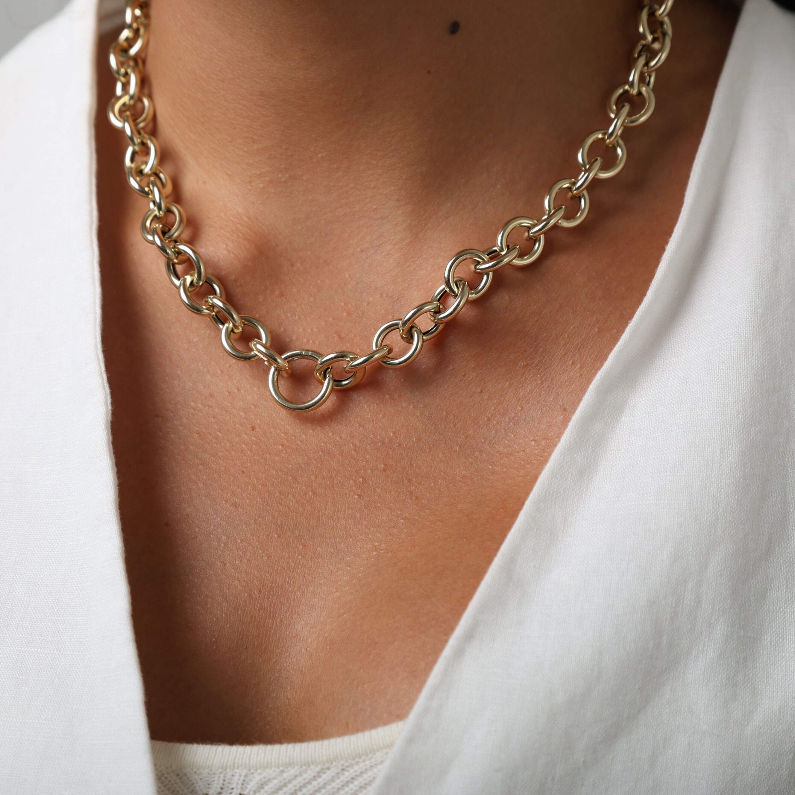 14K Gold Chunky Charm Holder Rolo Necklace, 18" Round Links