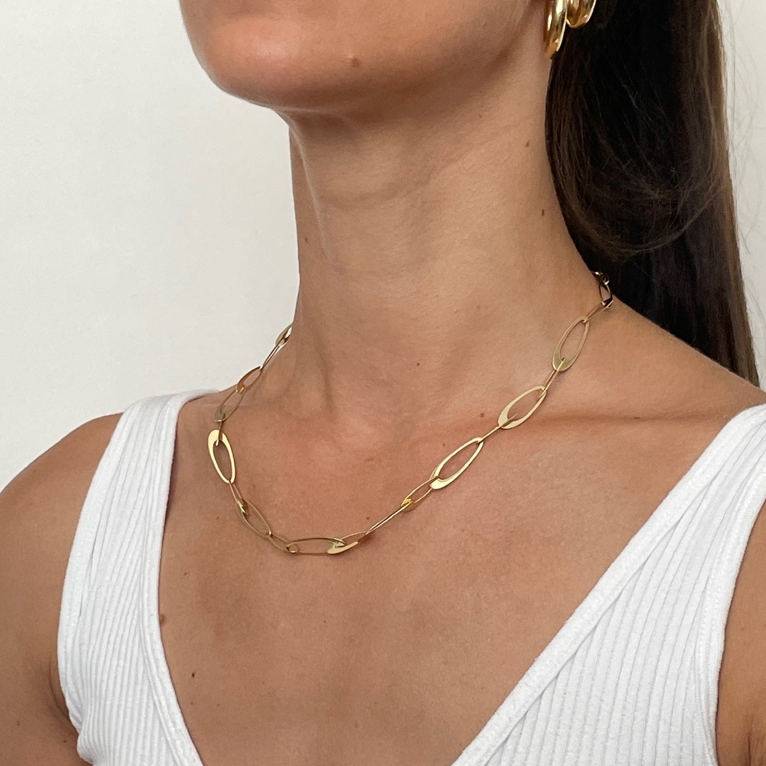 14K Gold Elongated Oval Link Necklace