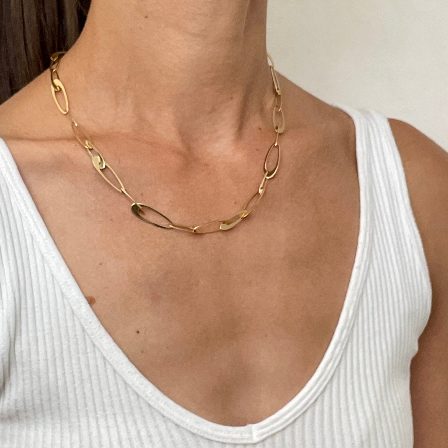14K Gold Elongated Oval Link Necklace