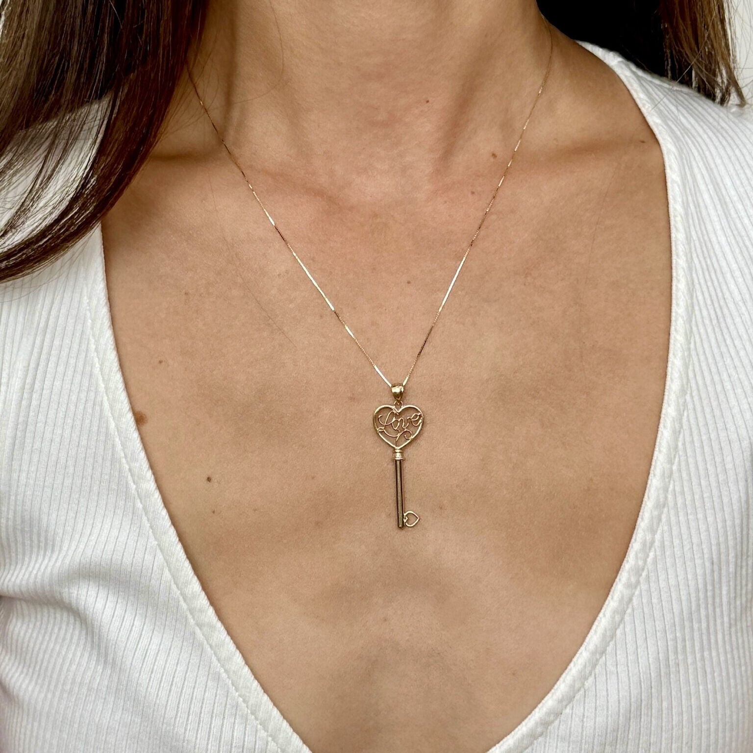 14K Gold Heart Key Pendant Necklace