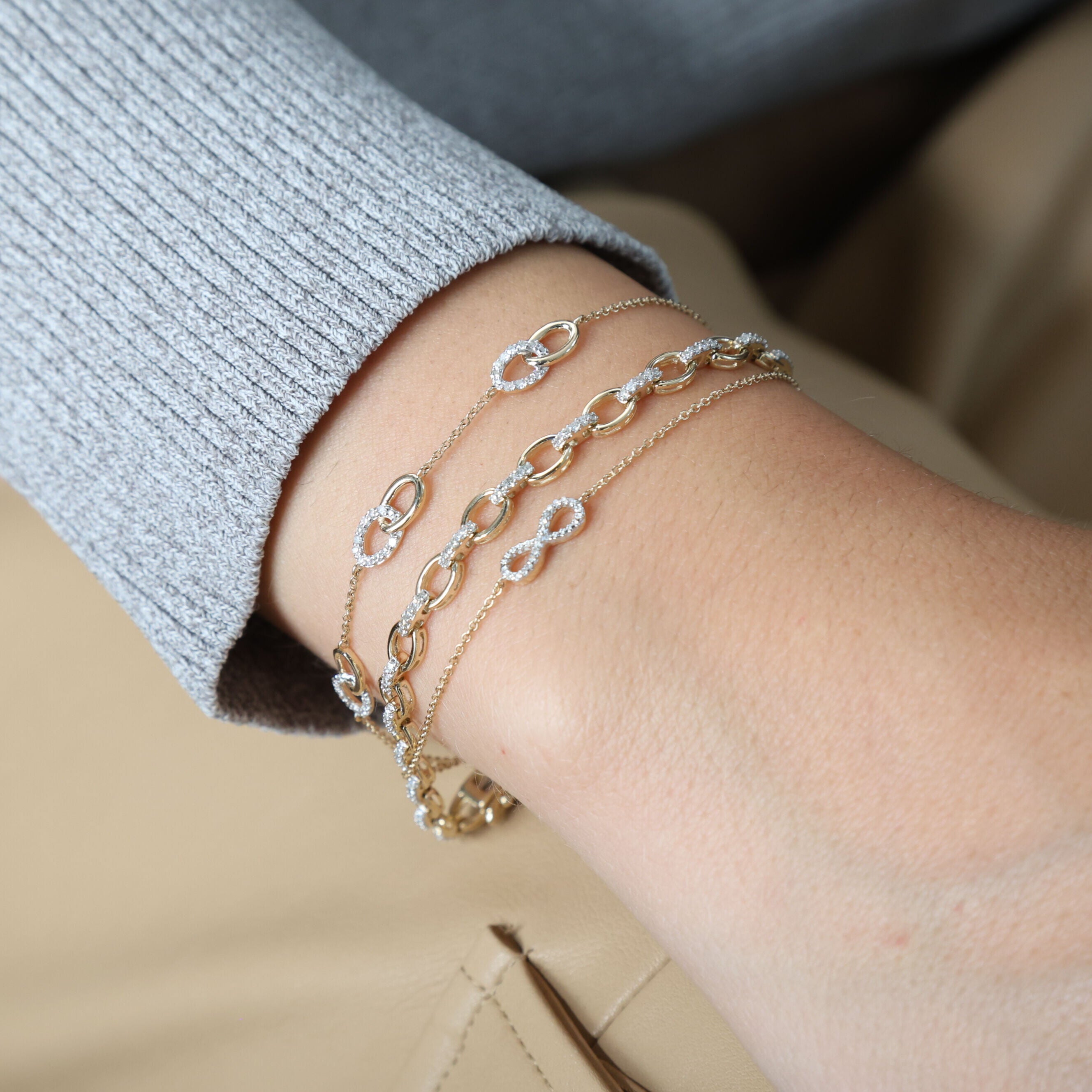 14K Yellow Gold Diamond Infinity Chain Bracelet