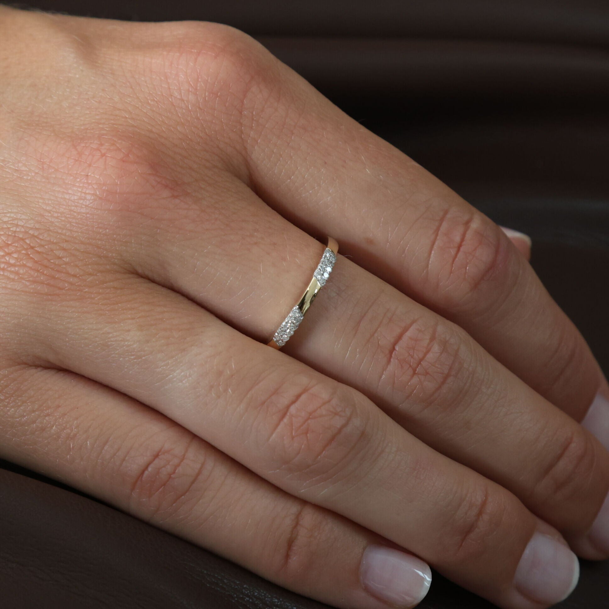 14K Gold Alternating Diamond Pavé Band Ring