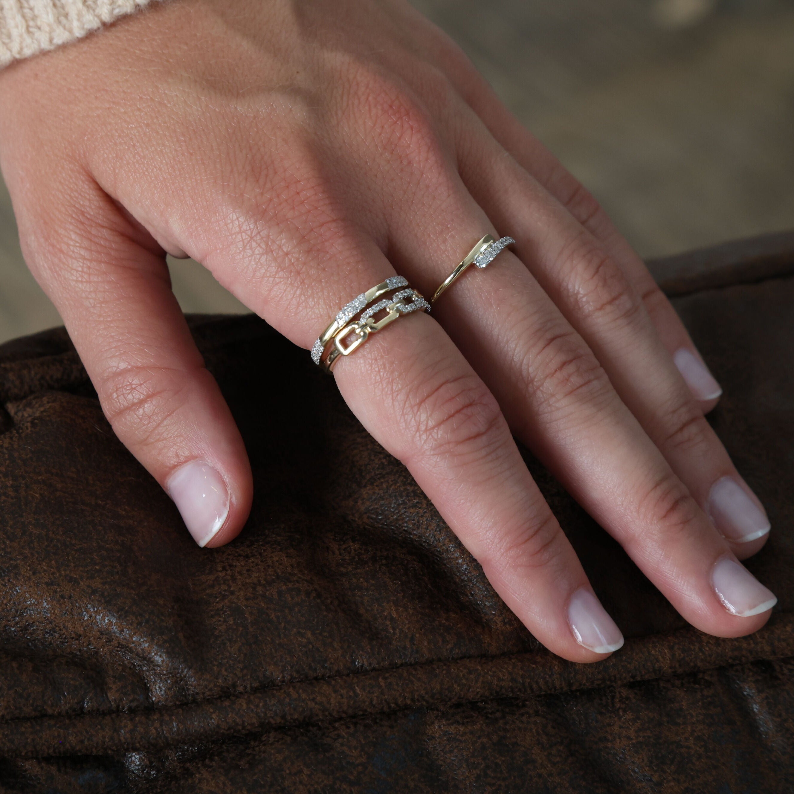 Diamond Pave Link Ring In 14K Gold