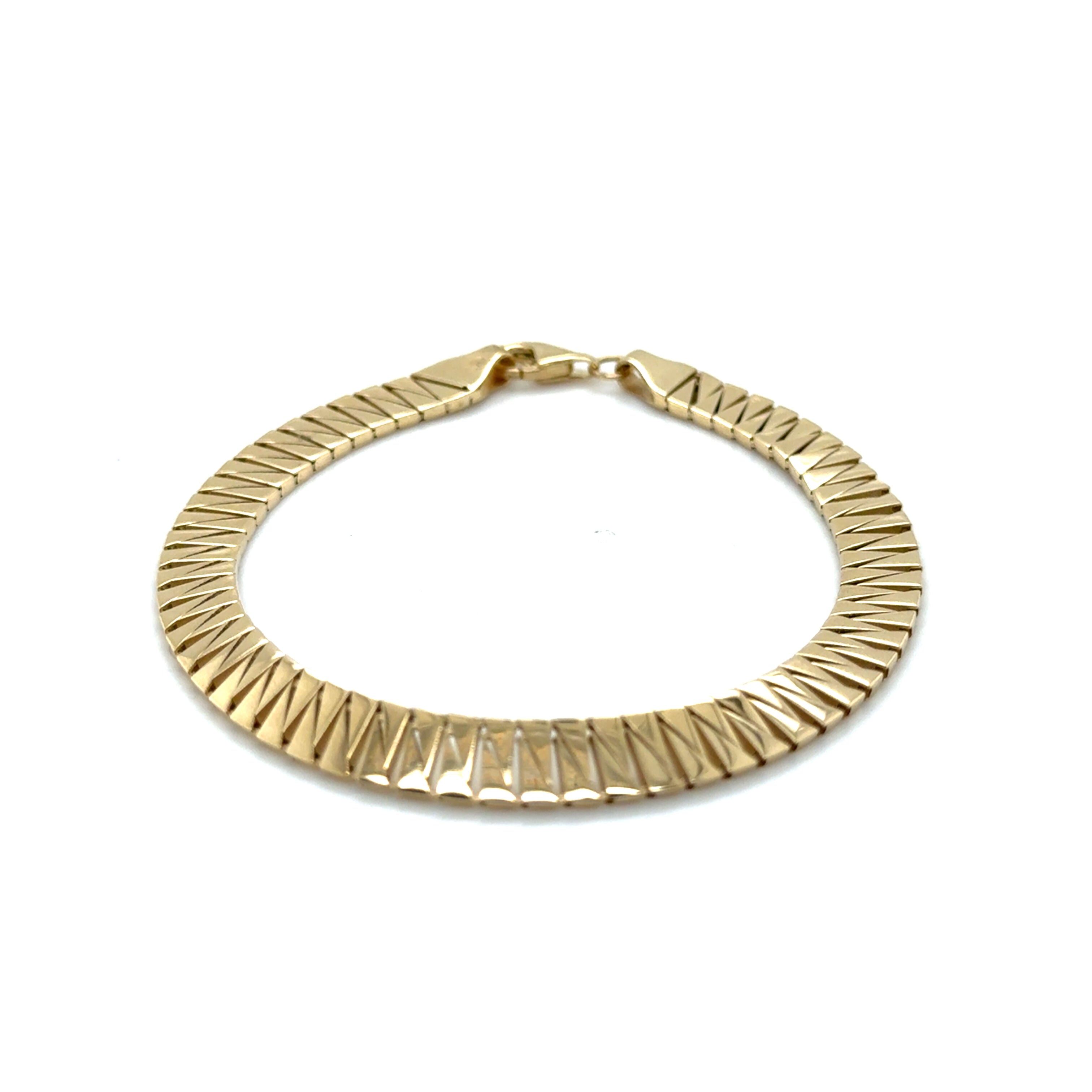 10K Gold Triangle Cut Link Bracelet