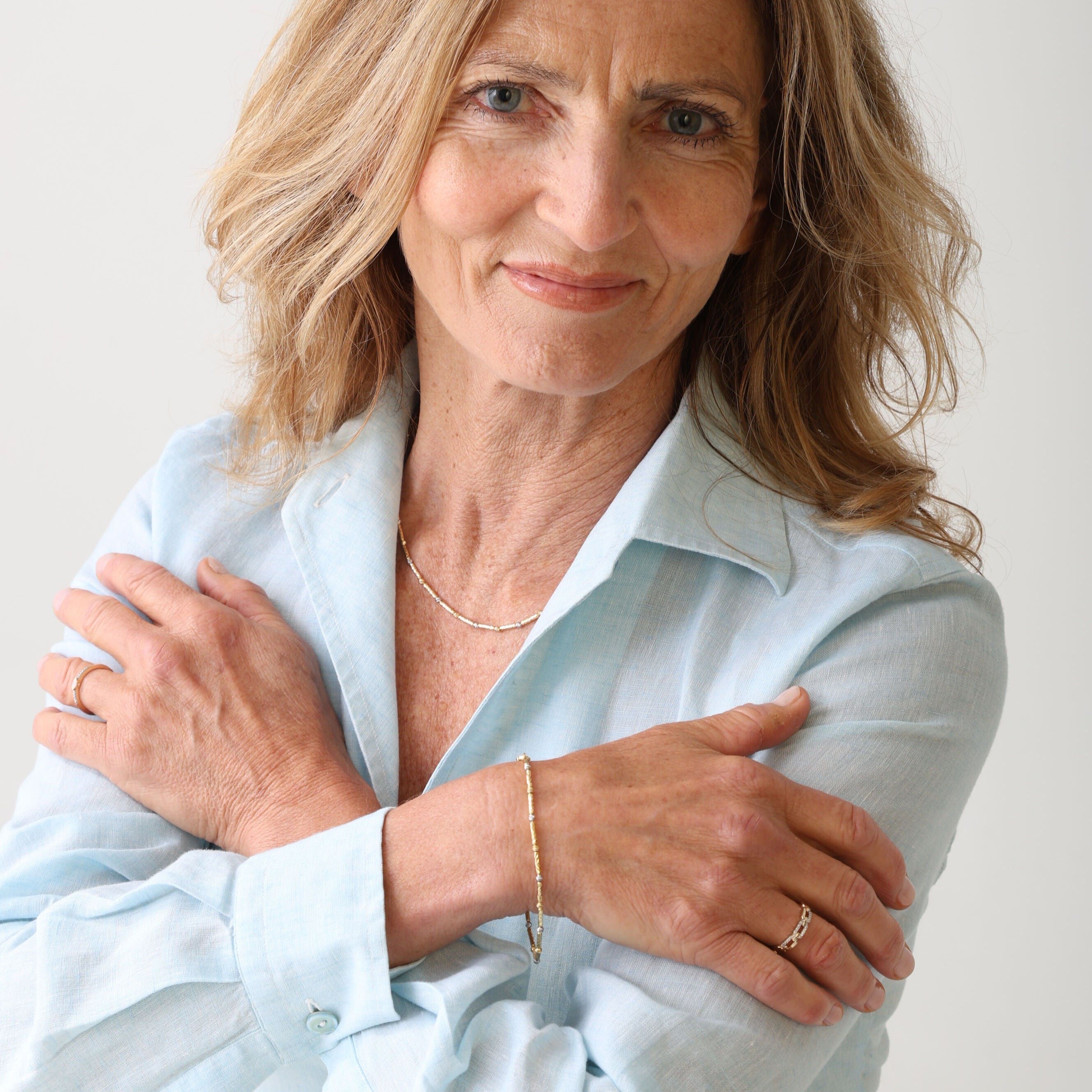 14K Two-Tone Gold Bar and Bead Bracelet – Elegant, Textured and Everyday Ready