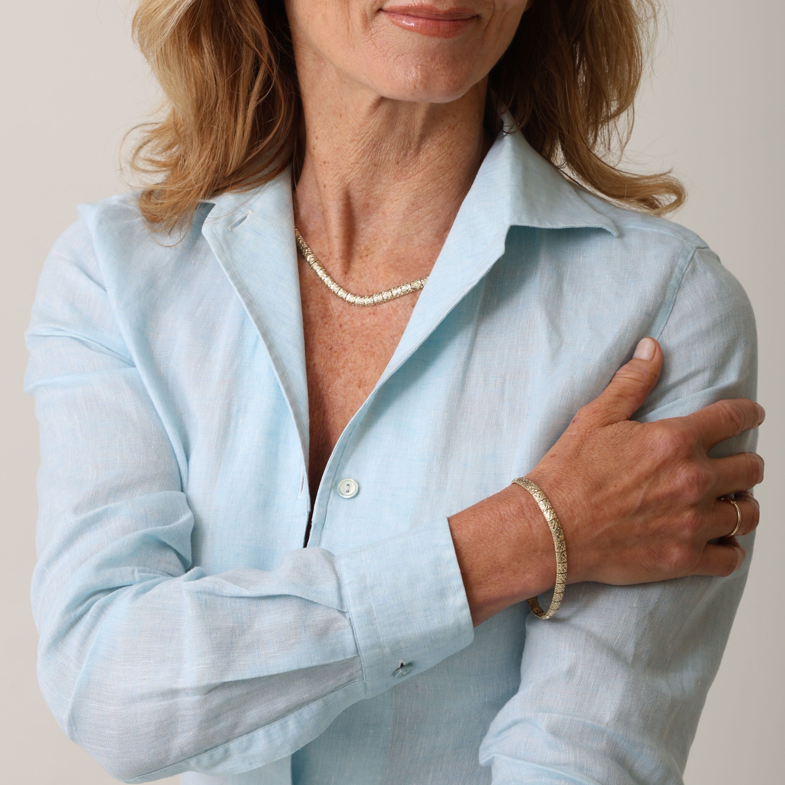 10K Gold Square Link Bracelet 7.25" Pierced Work