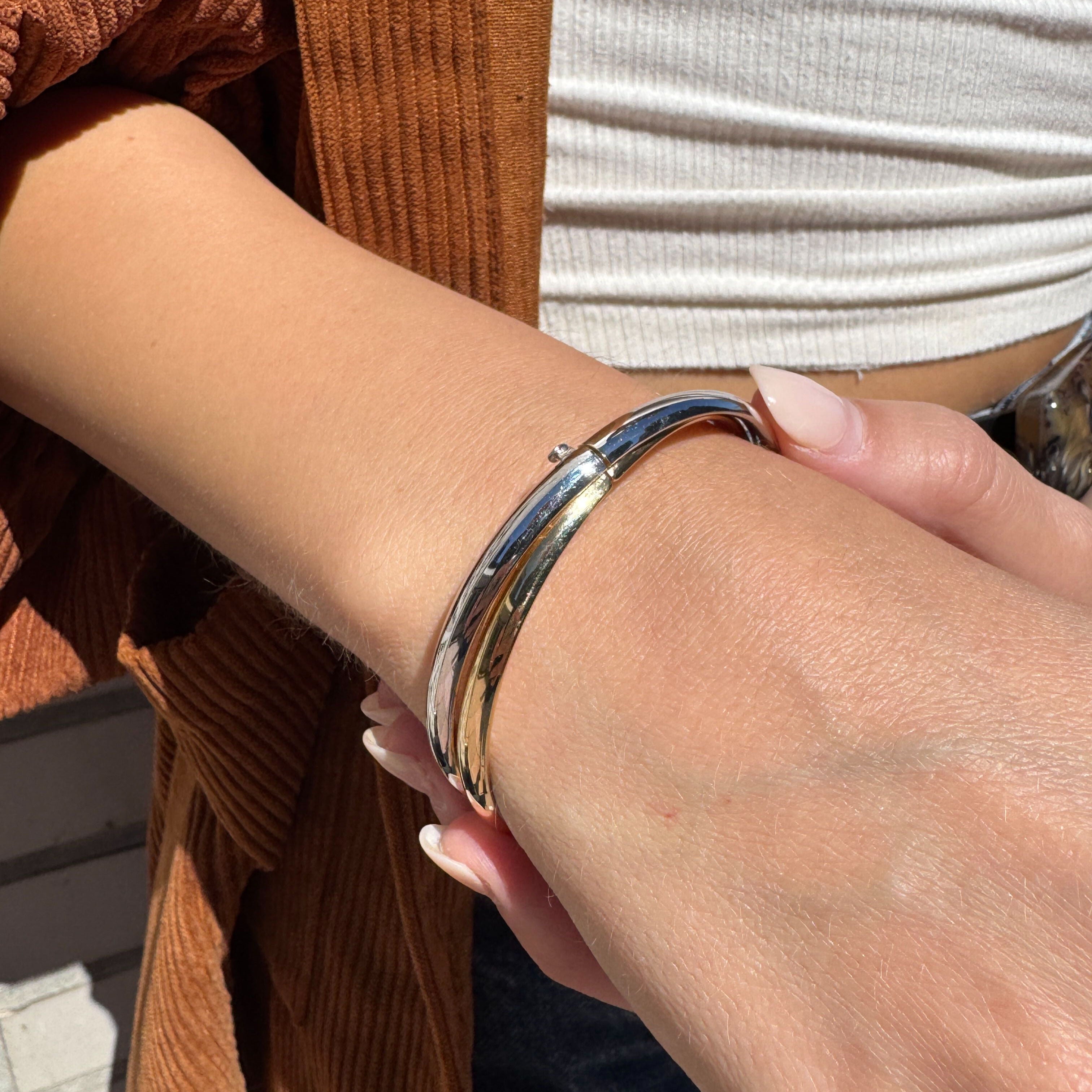 14K Two Tone Gold Yellow Gold And White Gold Polished Crossover Bangle Bracelet Hinged With Box Clasp 7" 8mm Thick