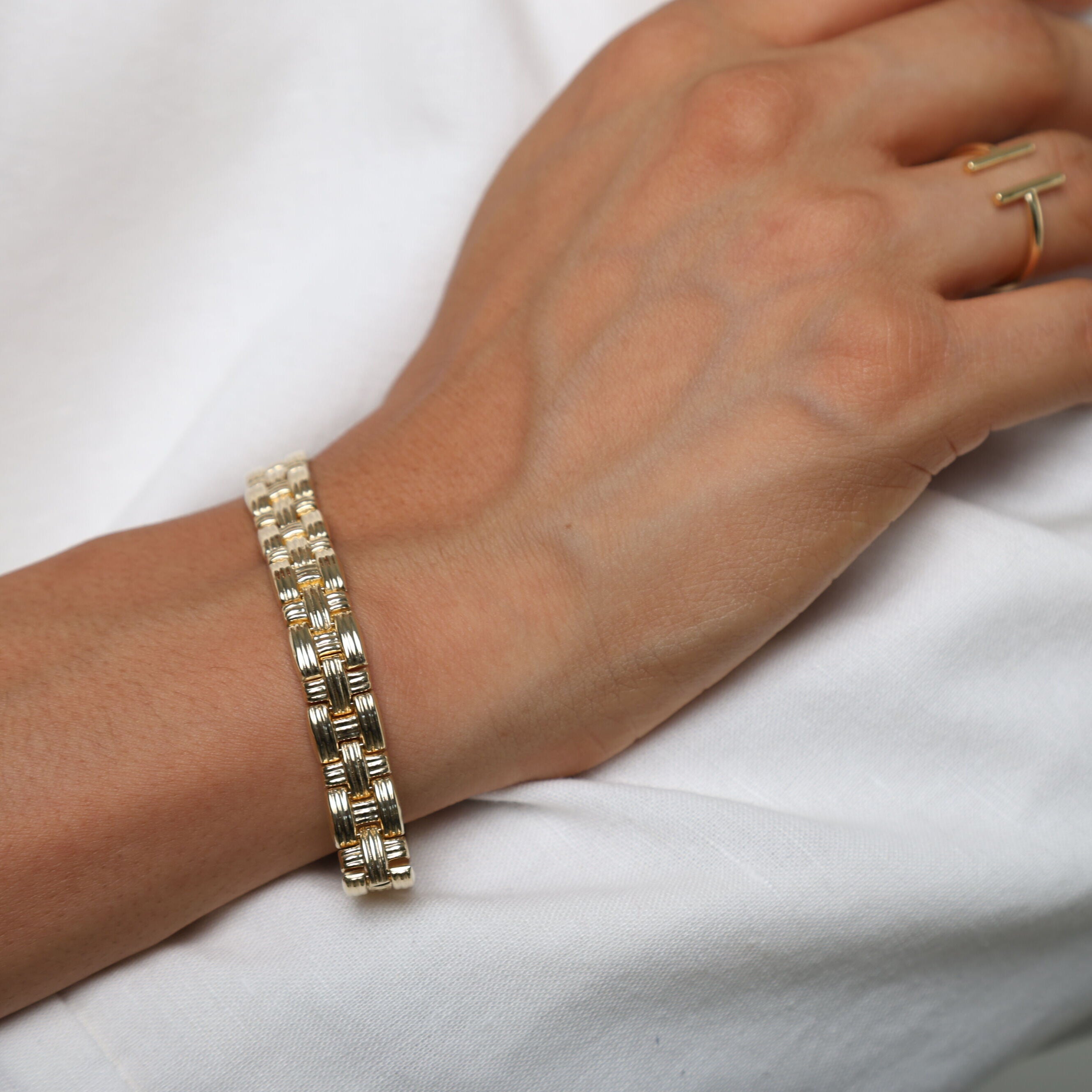 14K Gold Basketweave Bracelet: 9mm Wide - 7.25", Bold and Elegant