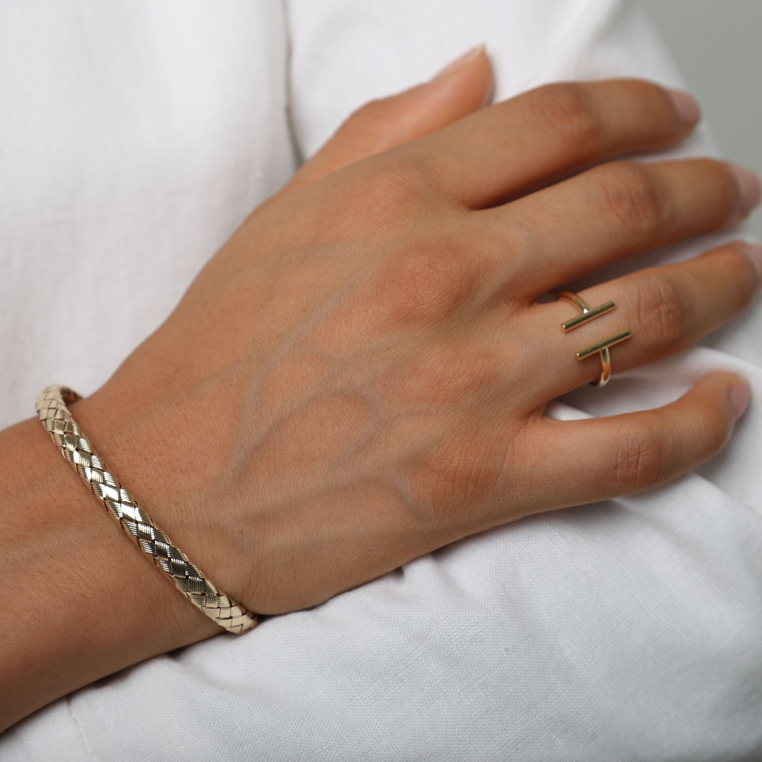 14K Gold Bold Woven Bangle Bracelet: 7.25"