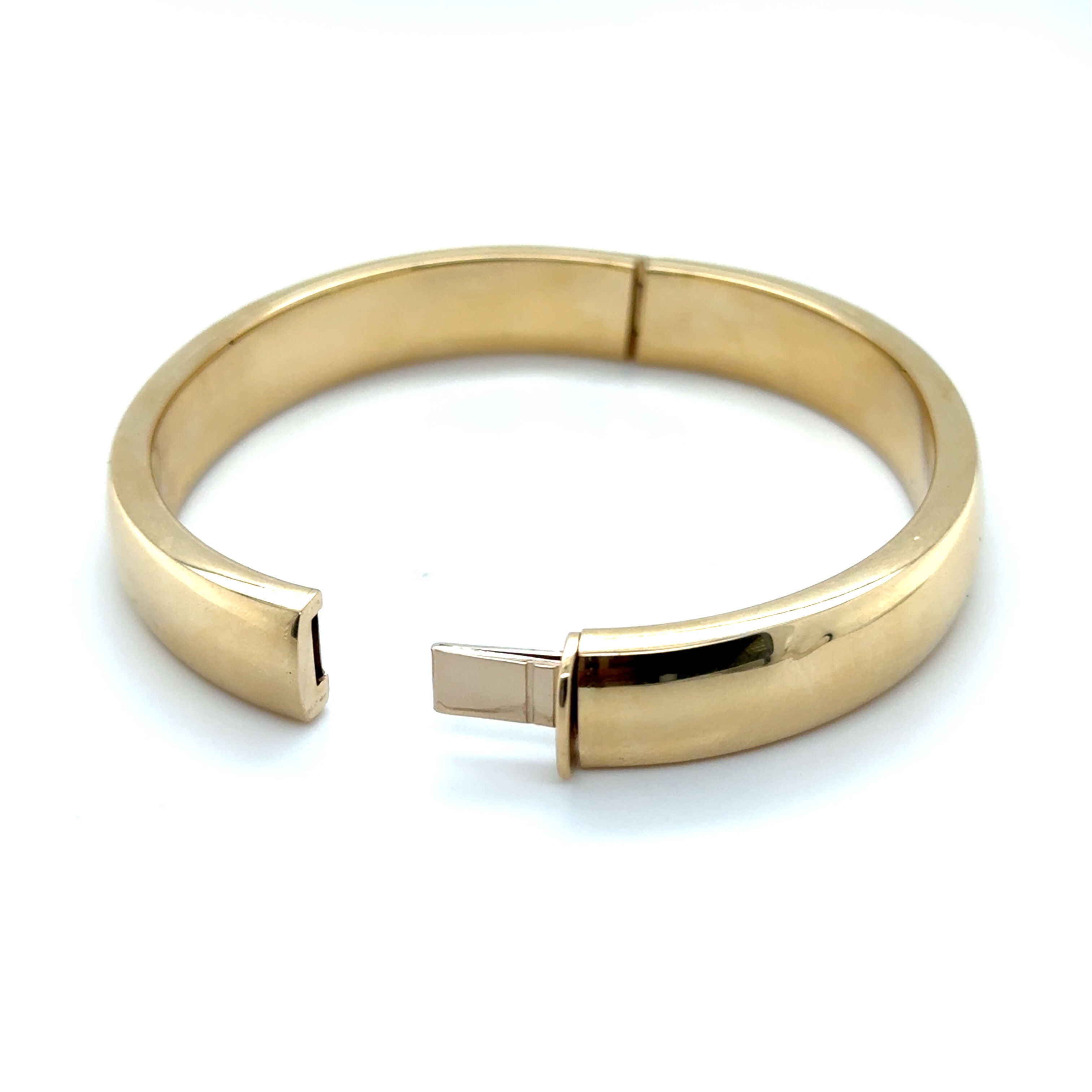 14K Gold Chunky 10mm Polished Bangle: Bold & Timeless