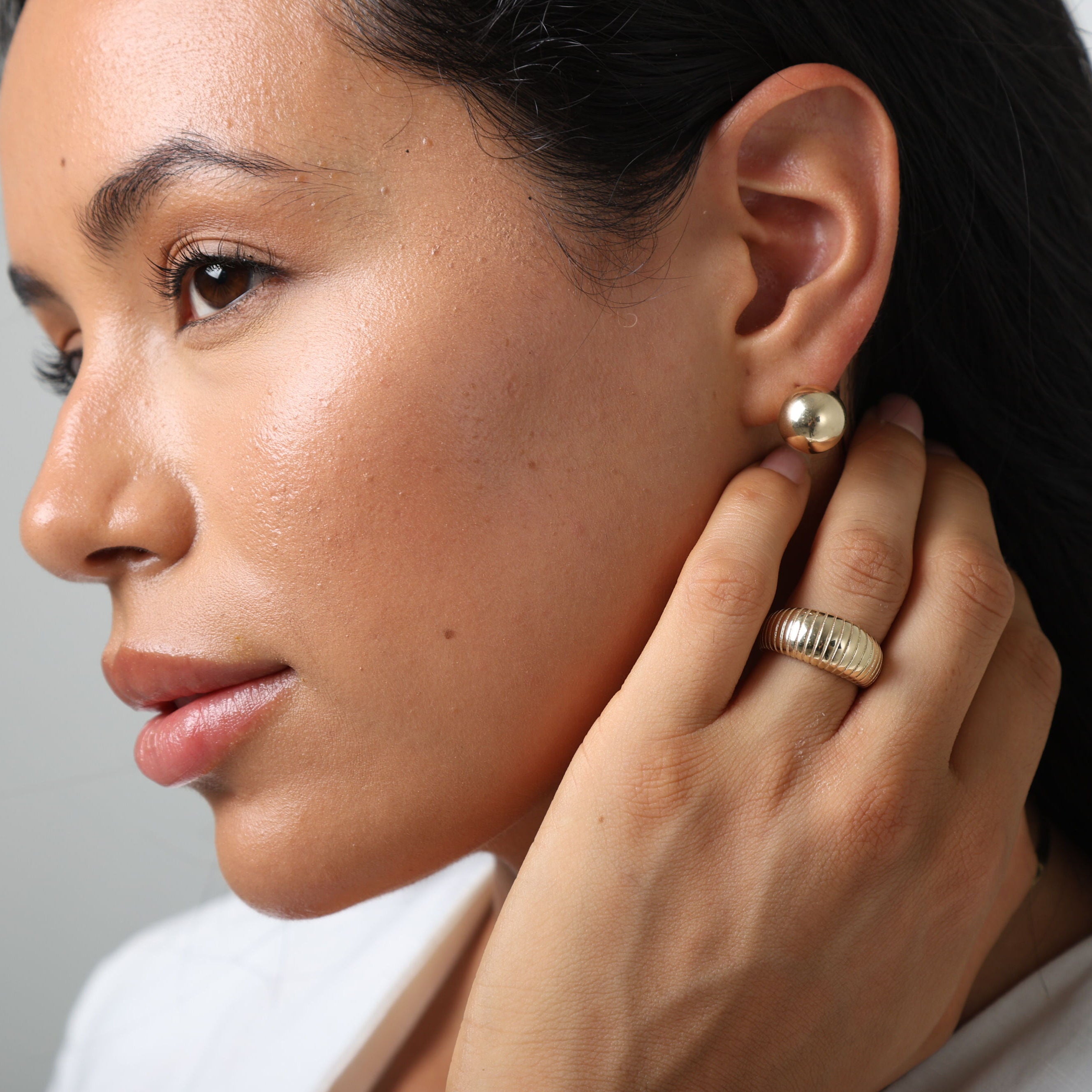 14K Gold Chunky Graduated Tubogas Ribbed Ring