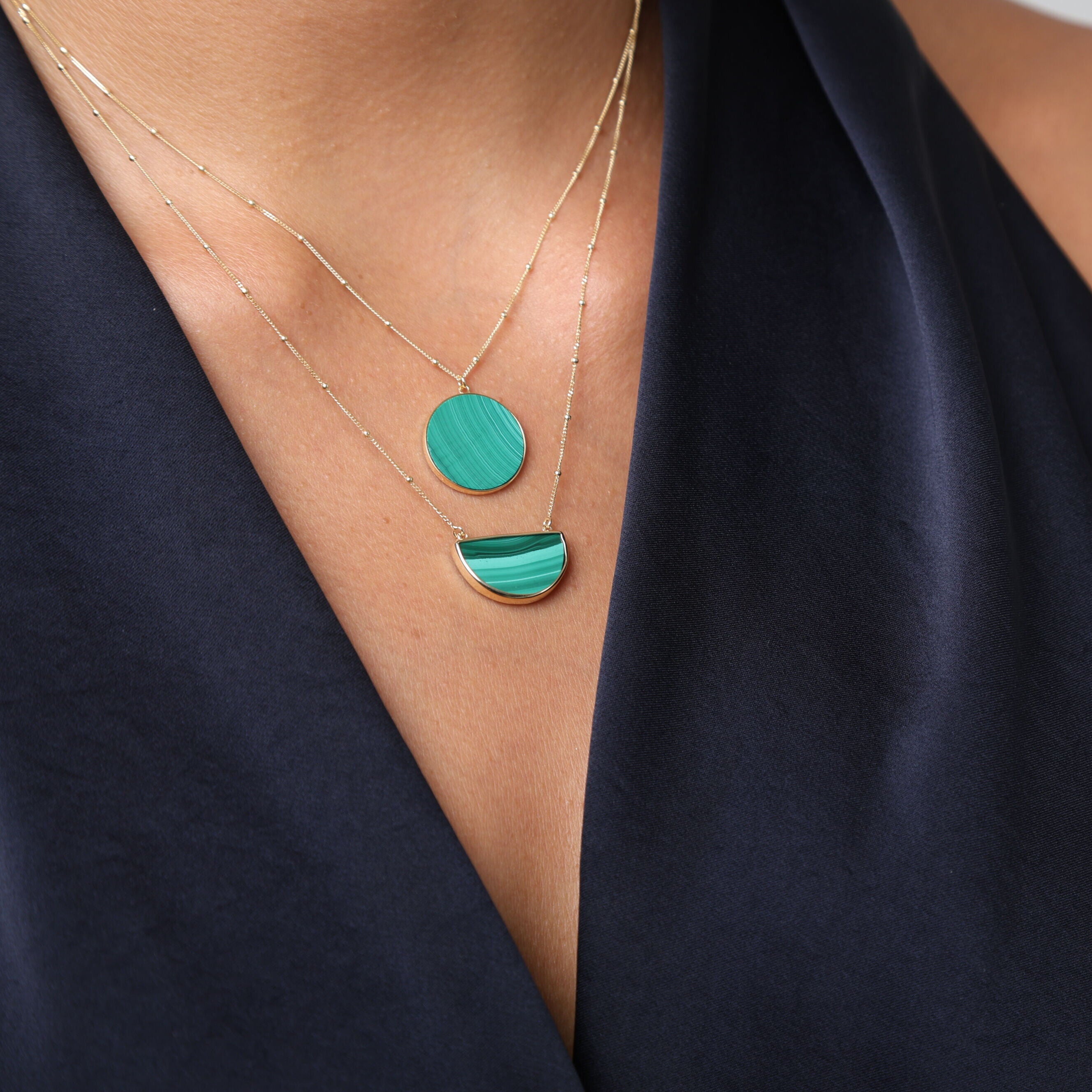 14K Gold Malachite Circle Pendant Necklace