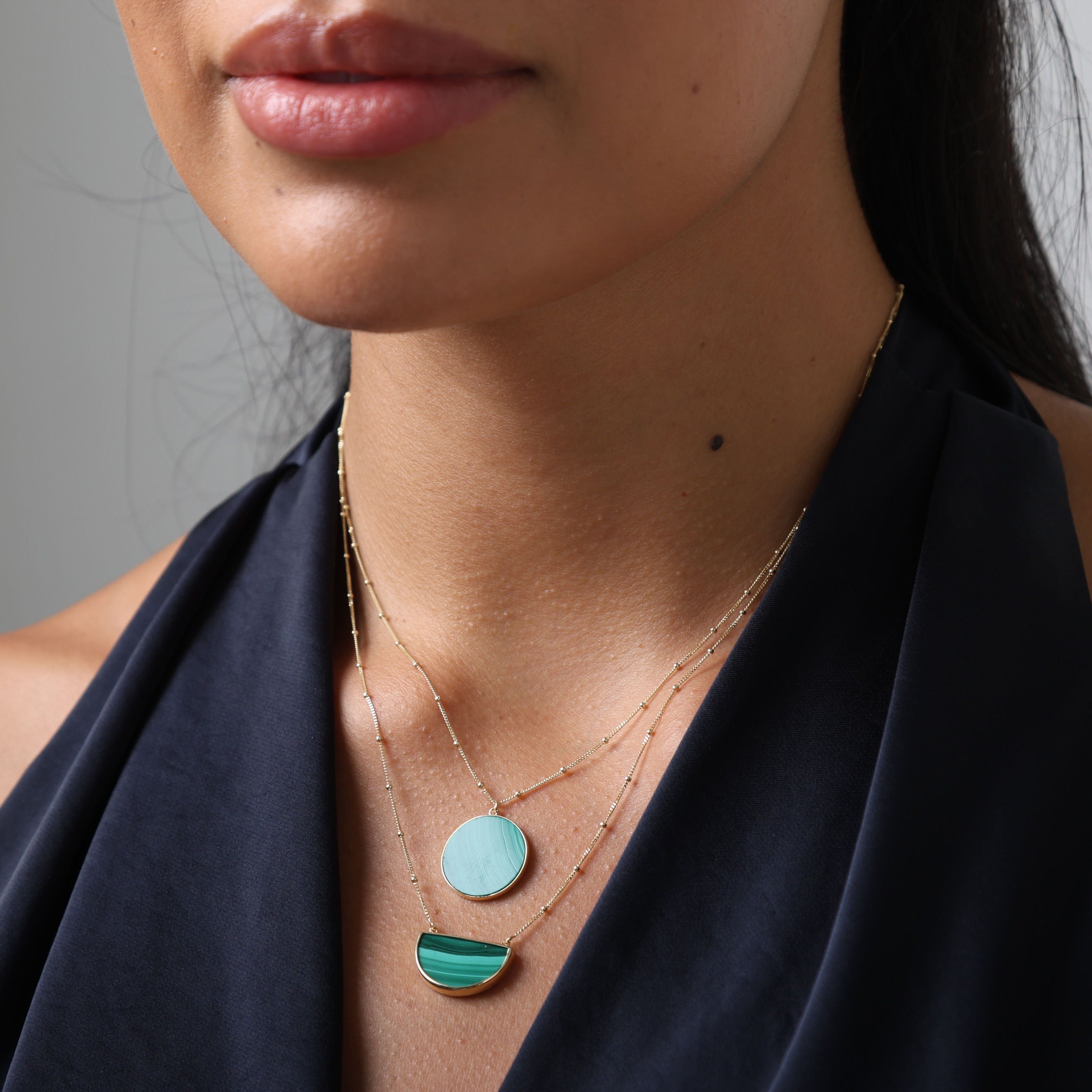 14K Gold Malachite Circle Pendant Necklace