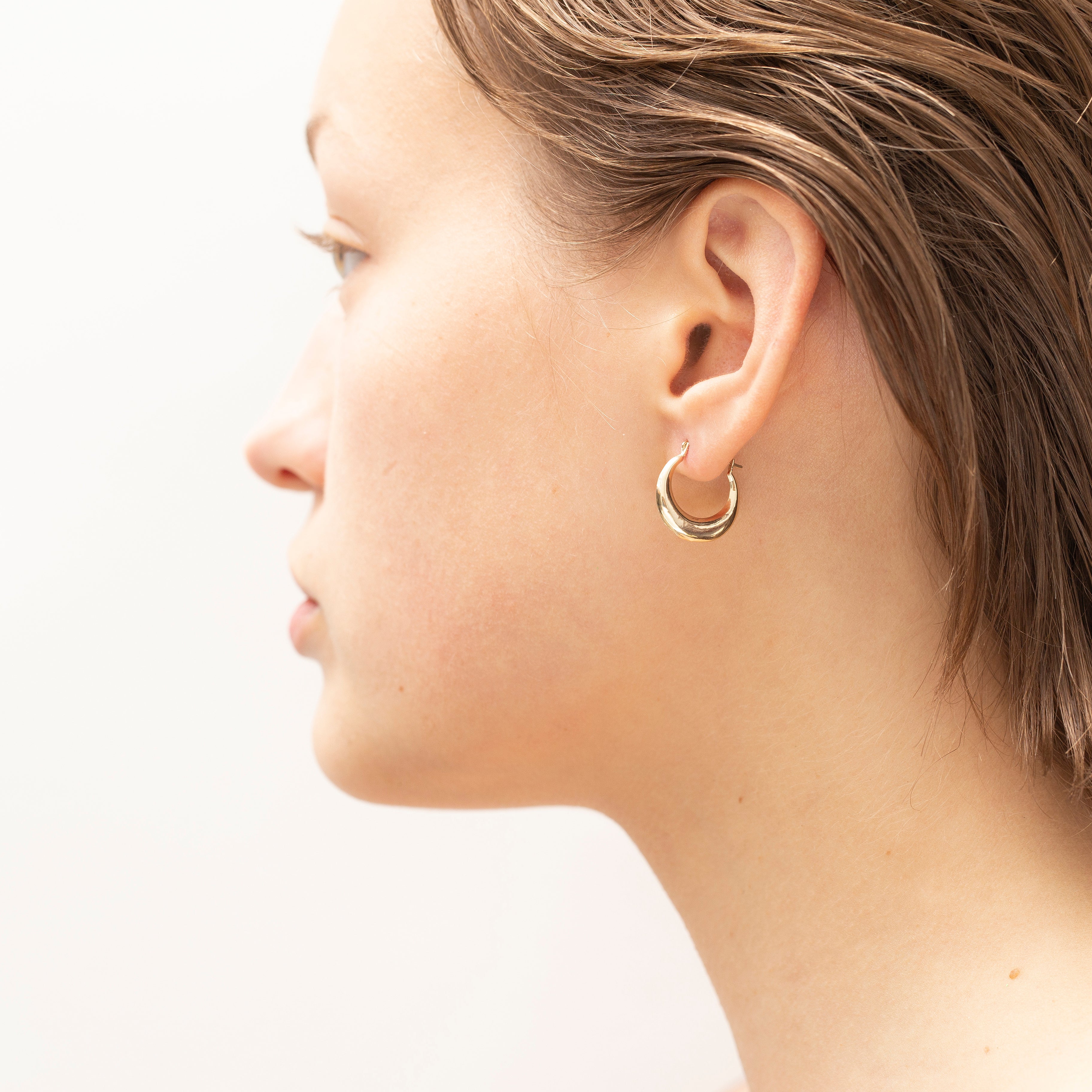 14K Yellow Gold Dainty Graduated Twisted Hoop Earrings