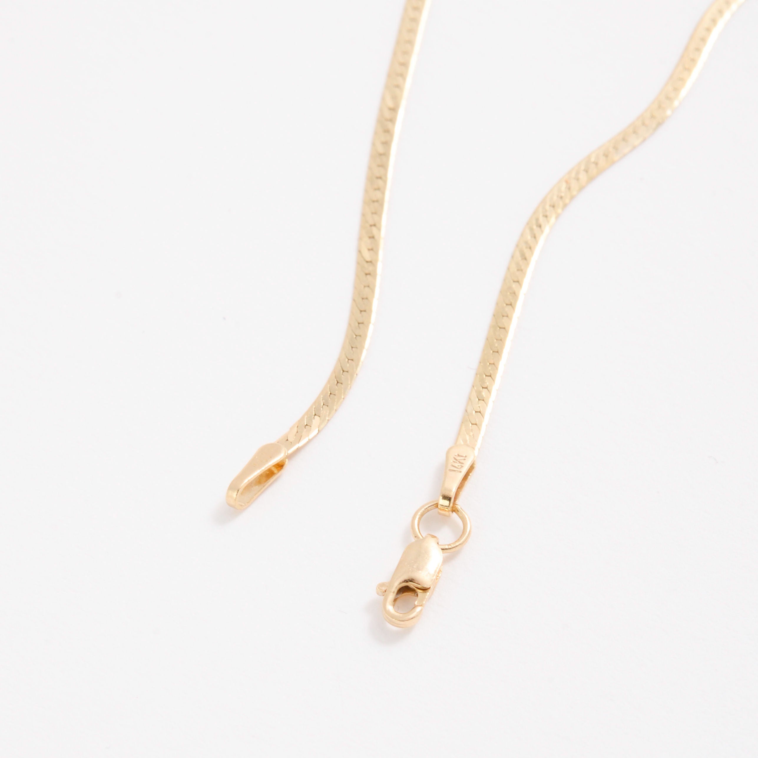 14K Gold Thin Serpentina Herringbone Bracelet