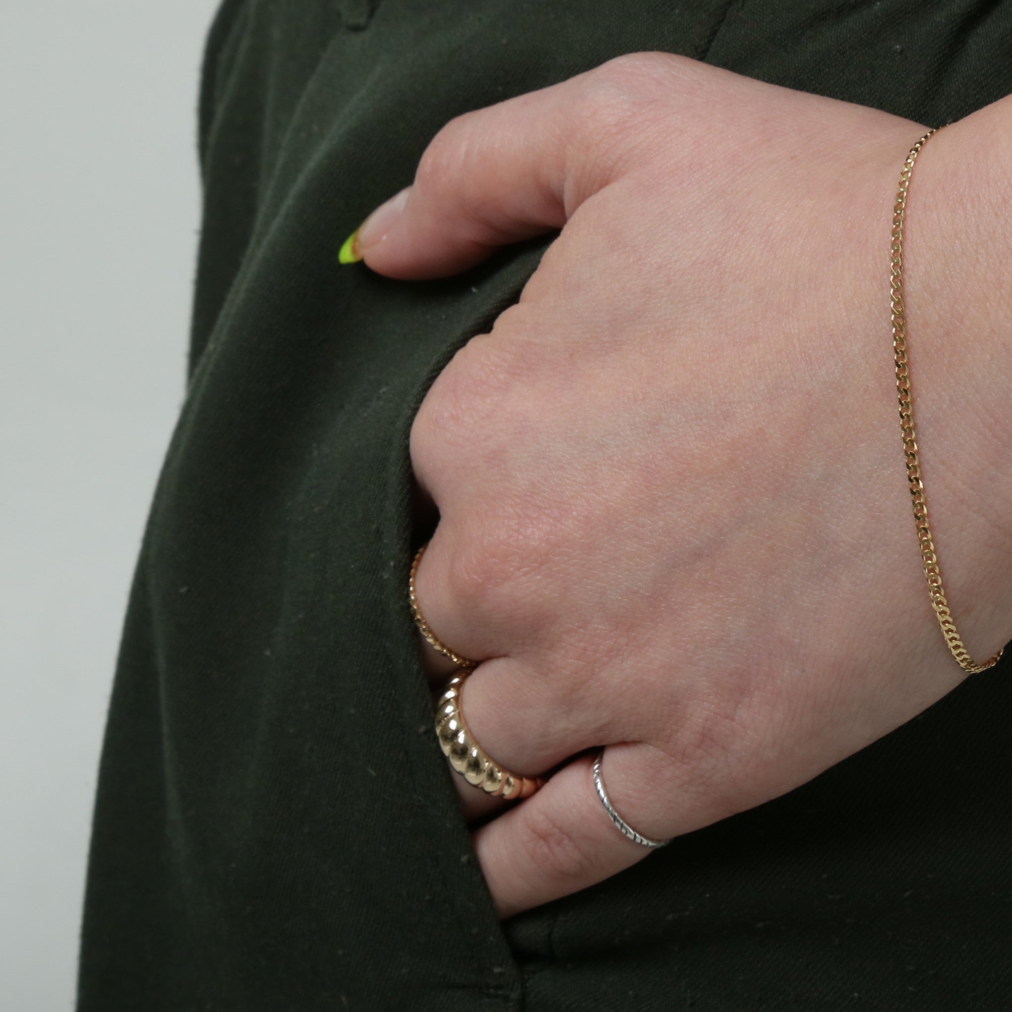 14K Gold Thin Curb Bracelet