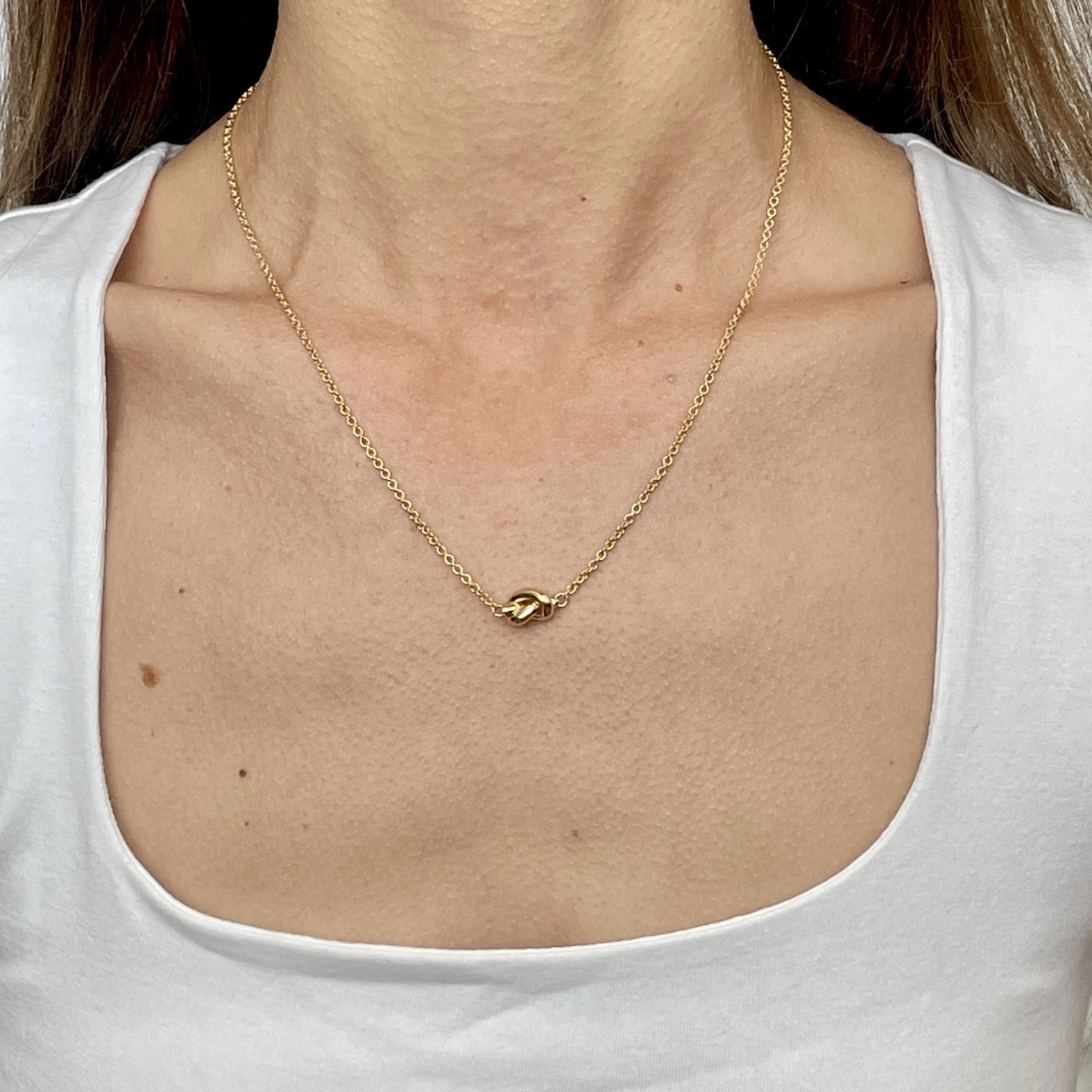 14K Gold Solitaire Love Knot Pendant Necklace