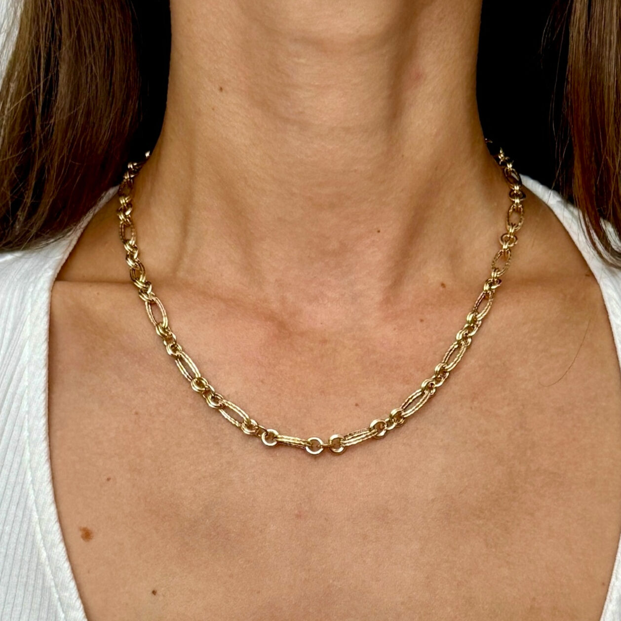 14K Gold Twisted Oval And Round Double Link Necklace