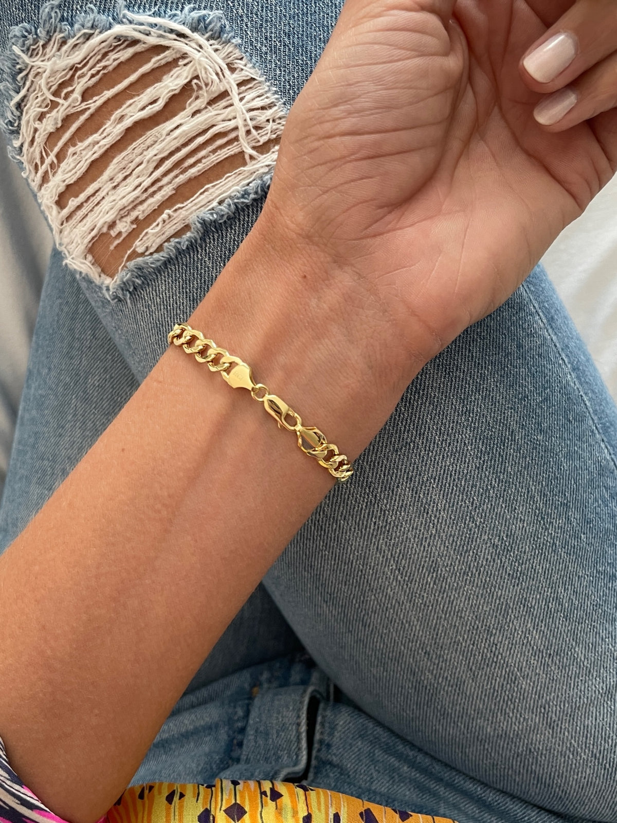 14K Yellow Gold Curb Link Bracelet, 6.2mm, 8", Lobster clasp