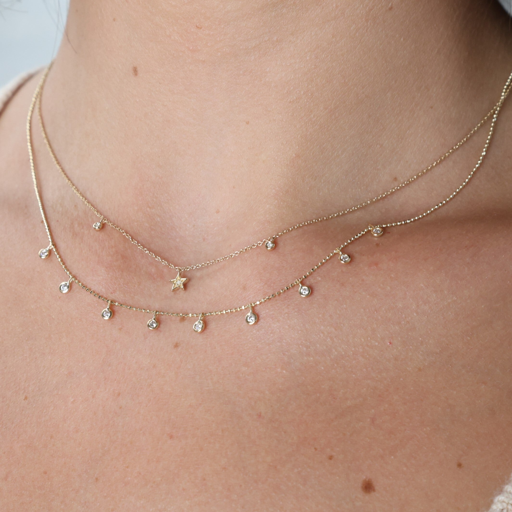 Dangling Diamond Necklace In 14K Gold 