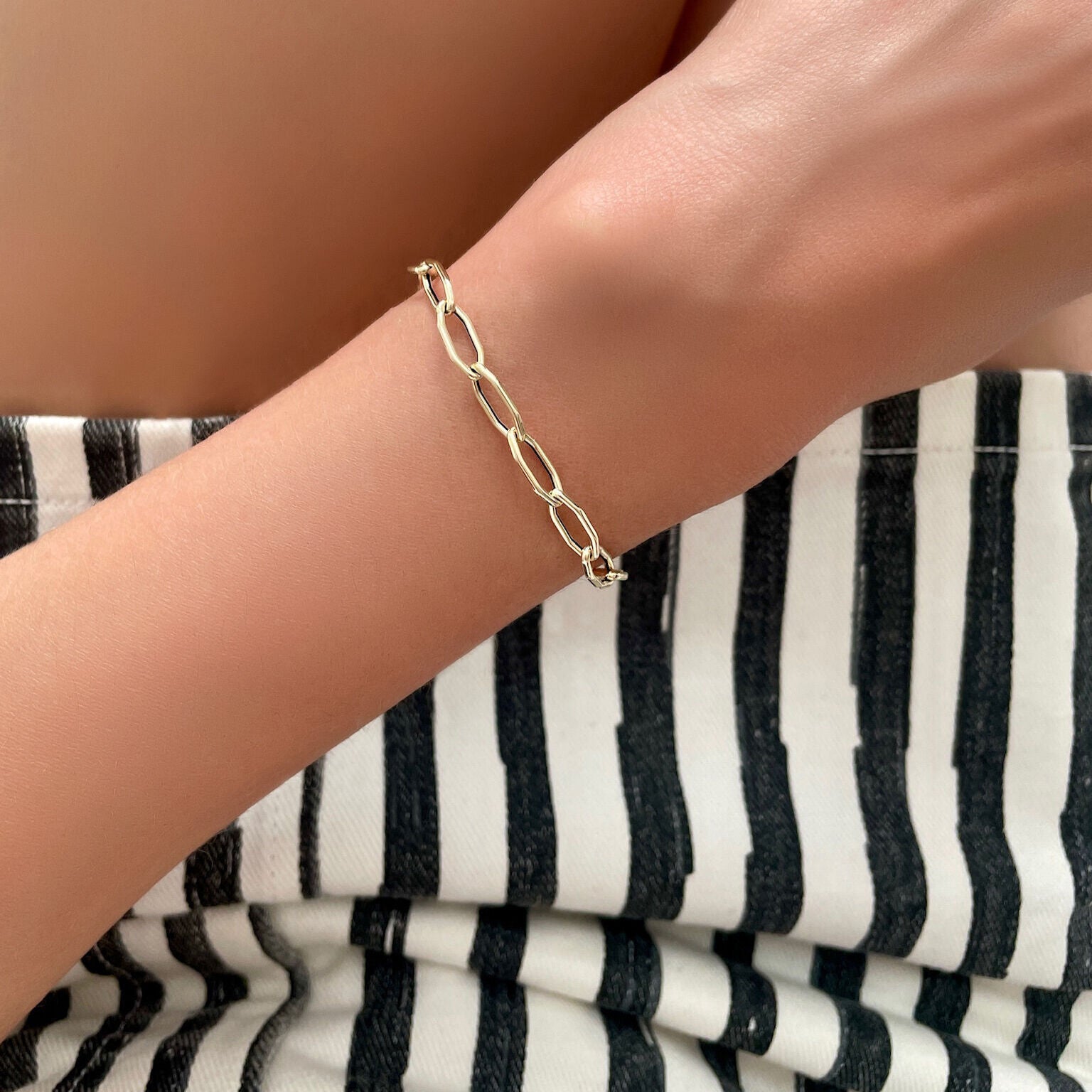 14K Gold Elongated Hexagon Link Bracelet