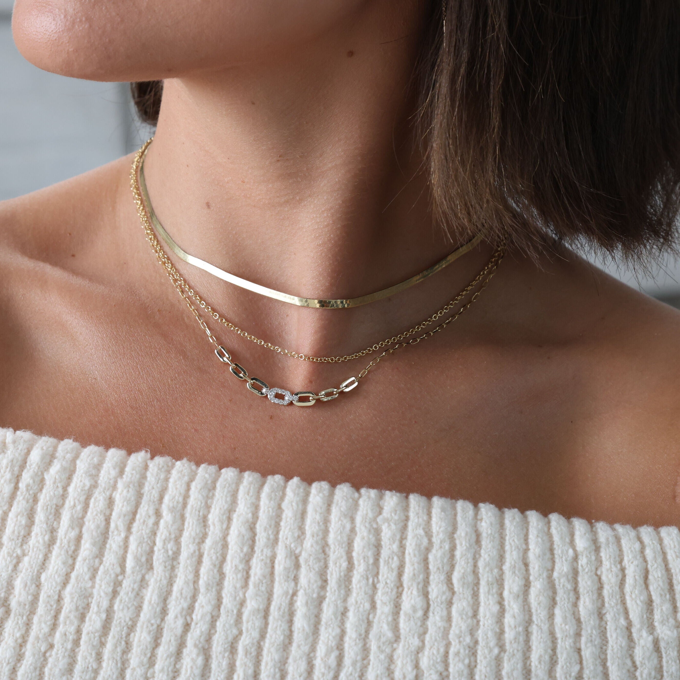 Diamond Graduated Paperclip Link Necklace In 14K Gold