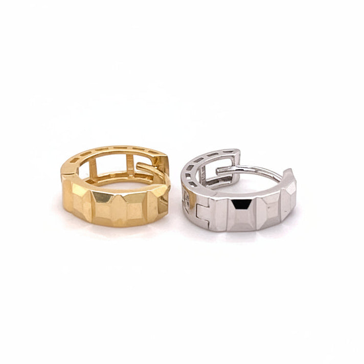 14K Gold Ridged Huggie Hoop Earrings 